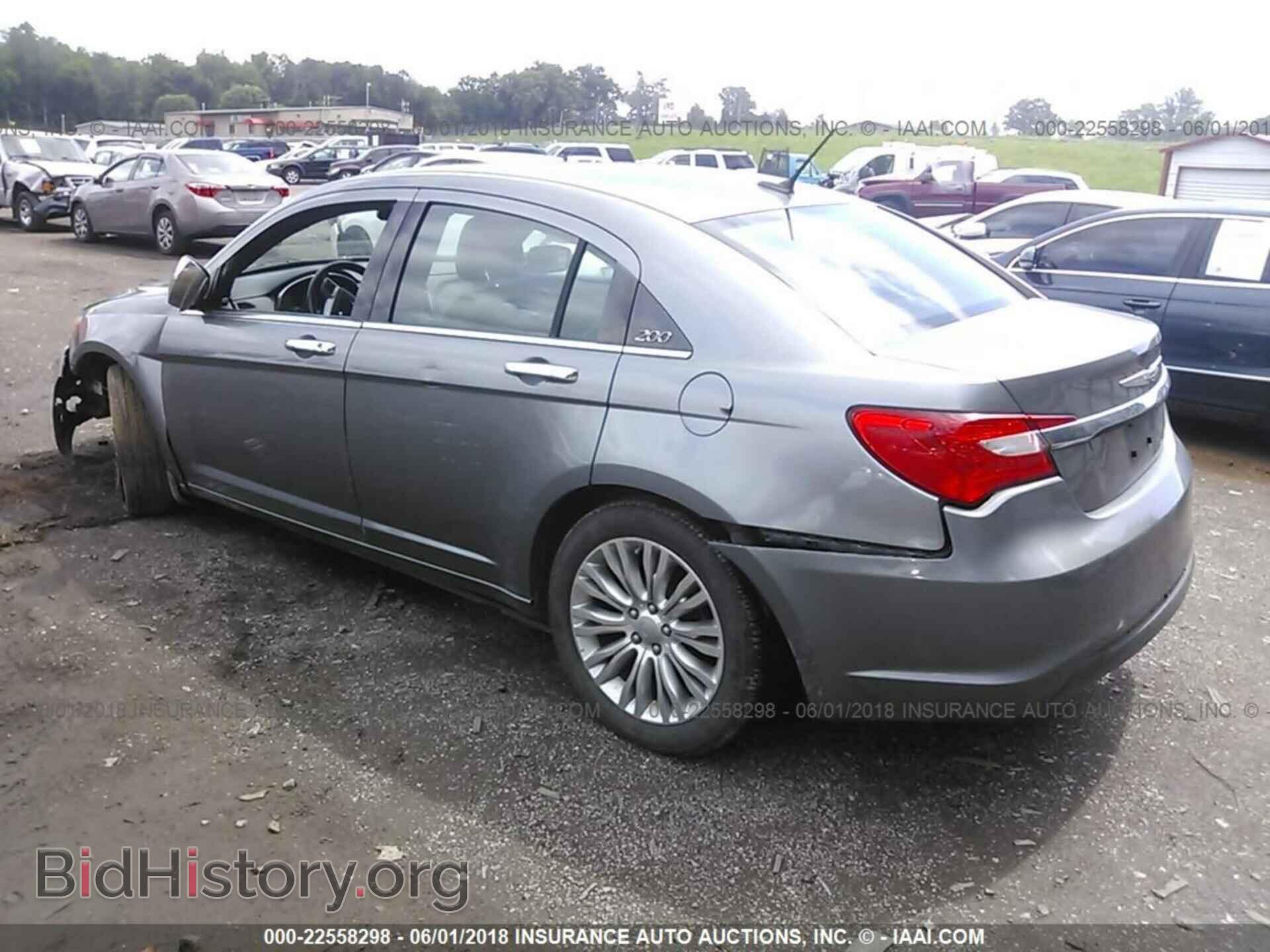 2011 Chrysler 200 - VIN: 1C3BC2FG5BN582008 - Фото 3