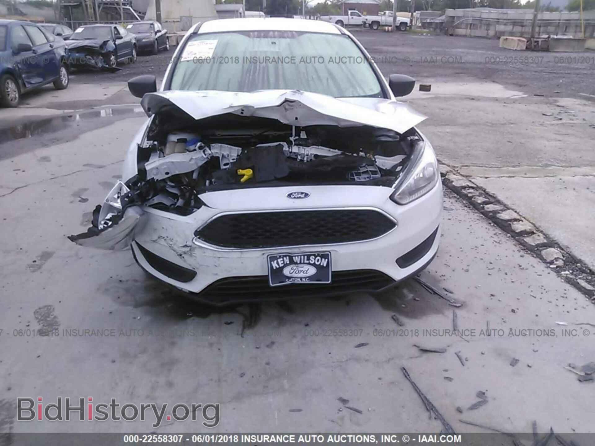 2015 Ford Focus - VIN: 1FADP3E28FL321712 - Photo 6