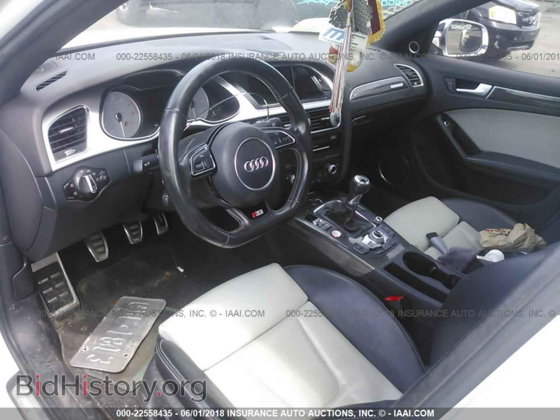 2016 Audi S4 - VIN: WAUDGAFL8GA004562 - Фото 5