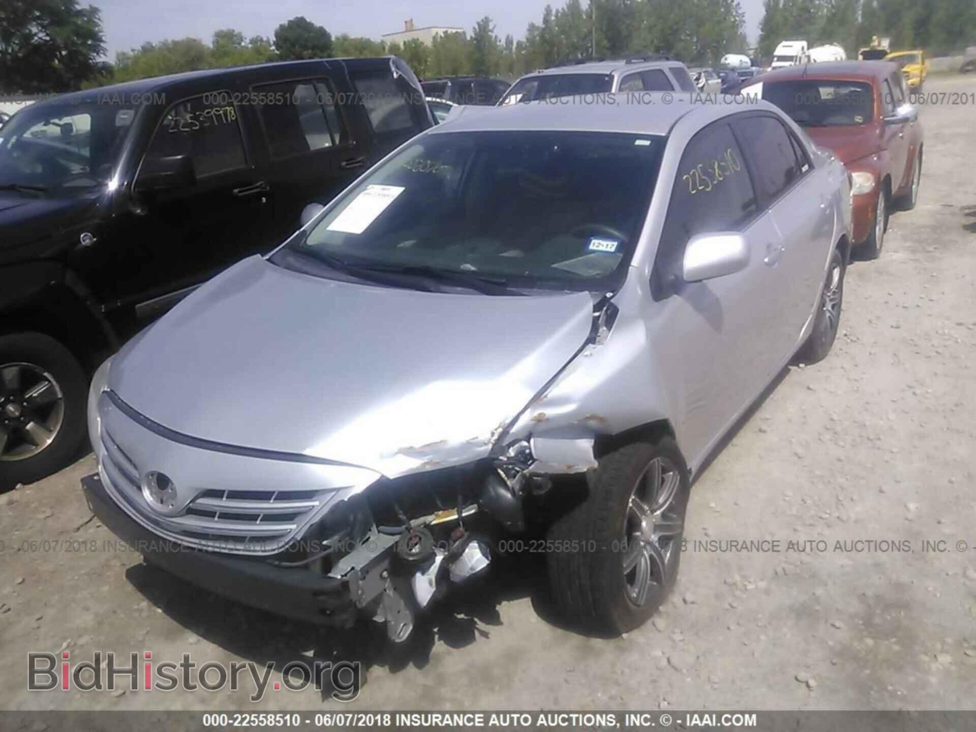 2013 Toyota Corolla - VIN: 5YFBU4EE3DP131055 - Photo 2