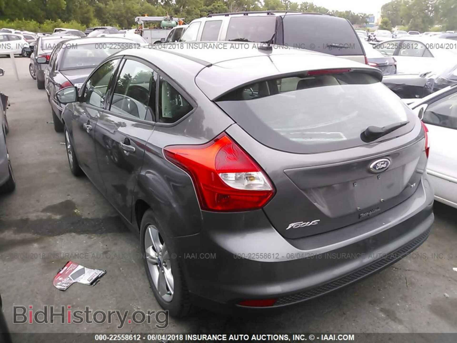 2012 Ford Focus - VIN: 1FAHP3K26CL250303 - Photo 3
