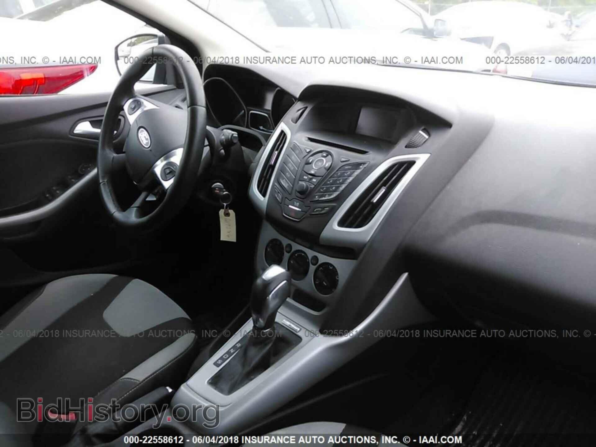 2012 Ford Focus - VIN: 1FAHP3K26CL250303 - Photo 5