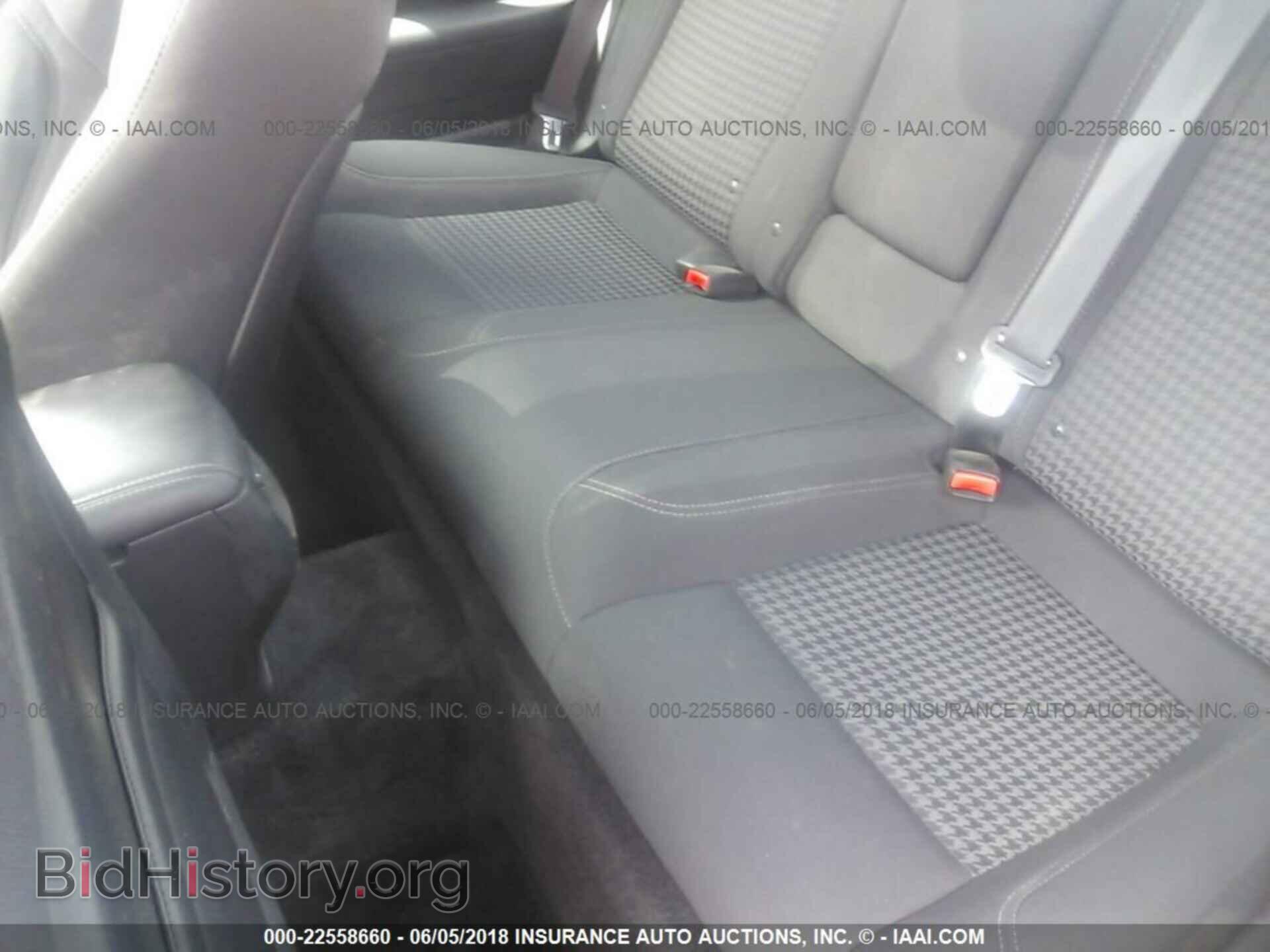 2017 Dodge Challenger - VIN: 2C3CDZAG6HH502878 - Фото 8