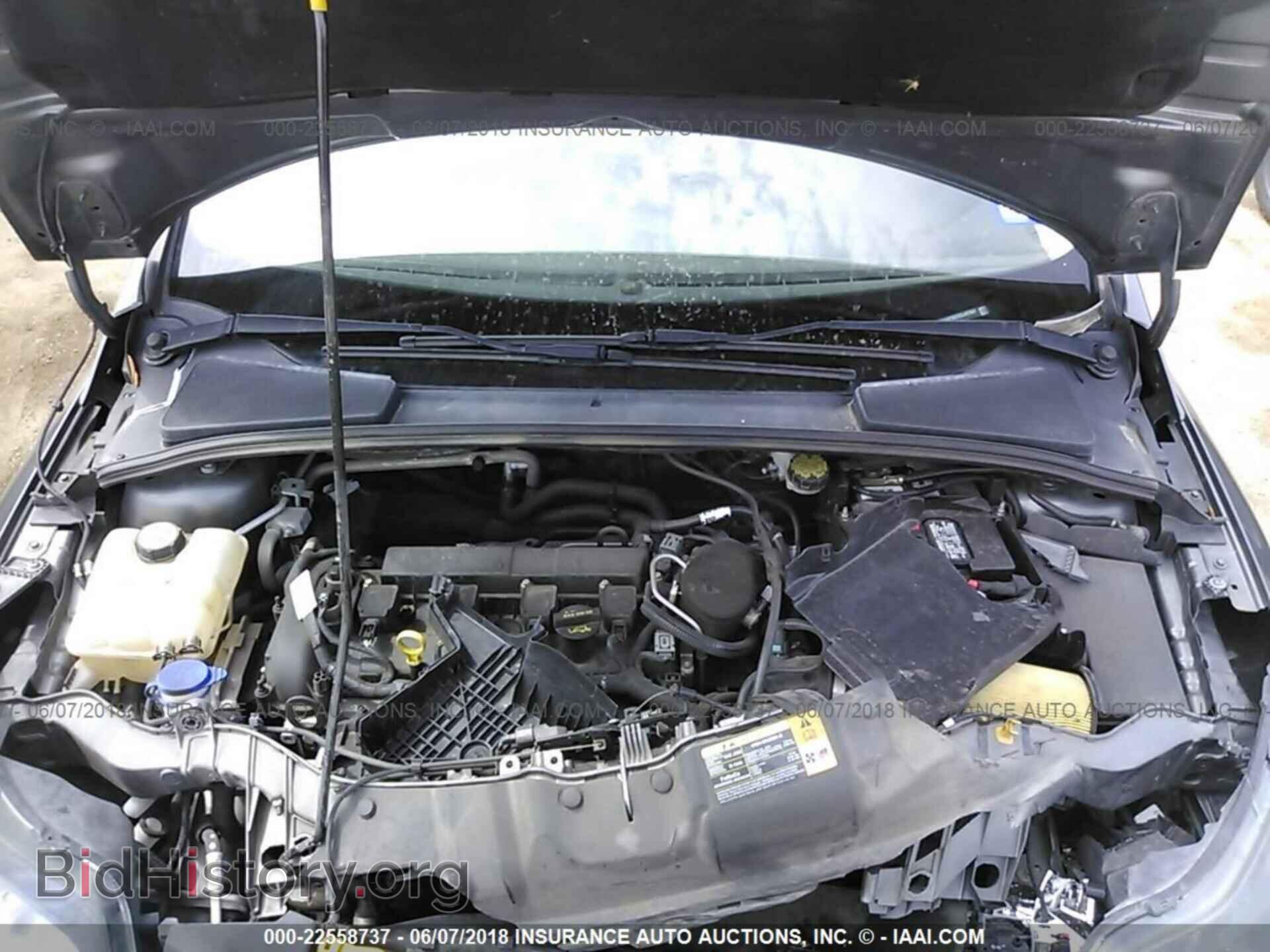 2012 Ford Focus - VIN: 1FAHP3N2XCL427561 - Photo 10