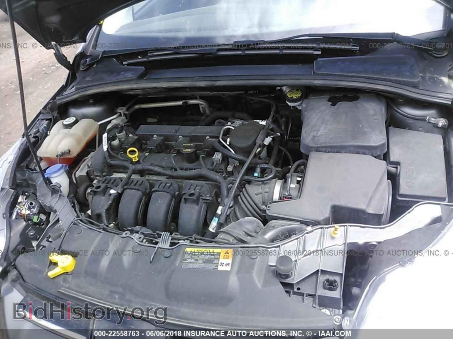 2012 Ford Focus - VIN: 1FAHP3H22CL405565 - Photo 10