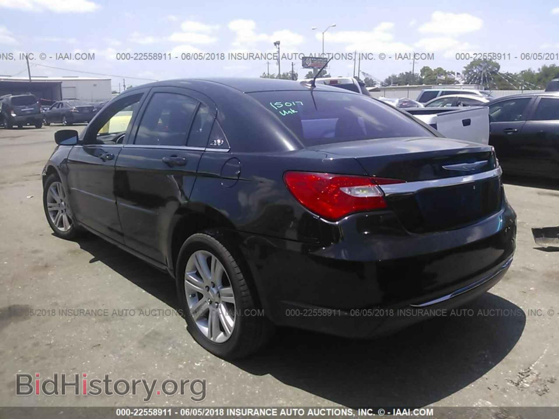 2012 Chrysler 200 - VIN: 1C3CCBAB8CN208395 - Фото 3