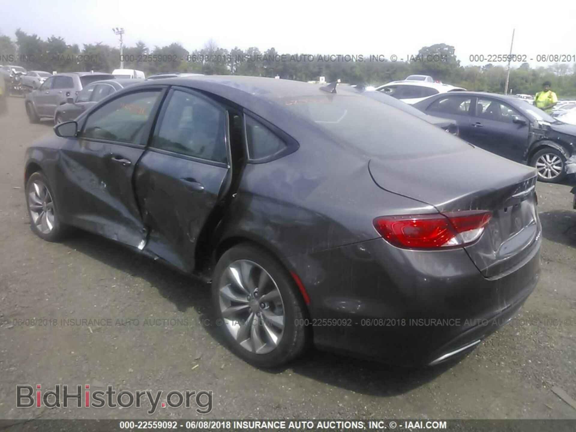2015 Chrysler 200 - VIN: 1C3CCCBB3FN569798 - Фото 3