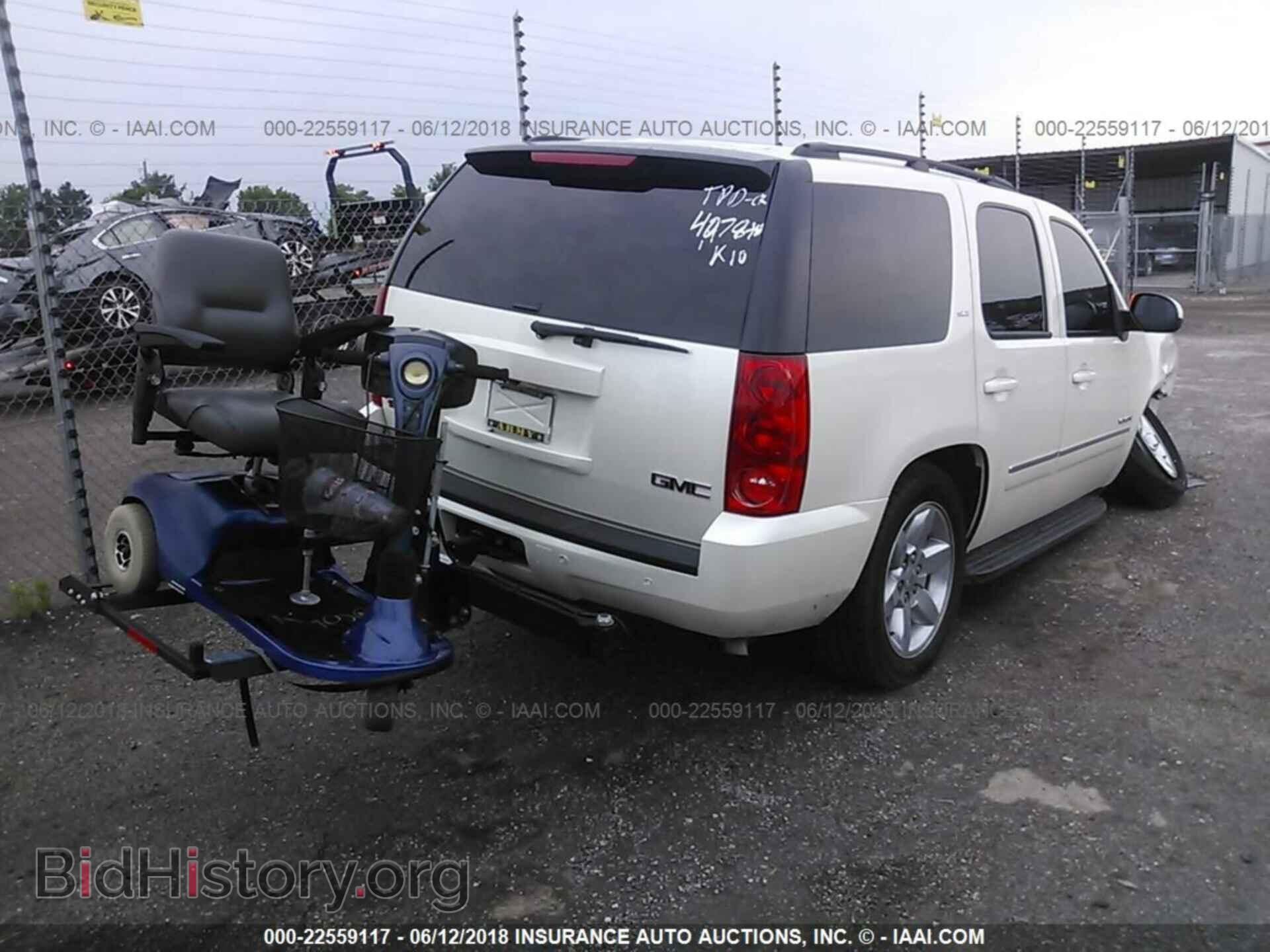 2012 Gmc Yukon - VIN: 1GKS2CE09CR166826 - Photo 4