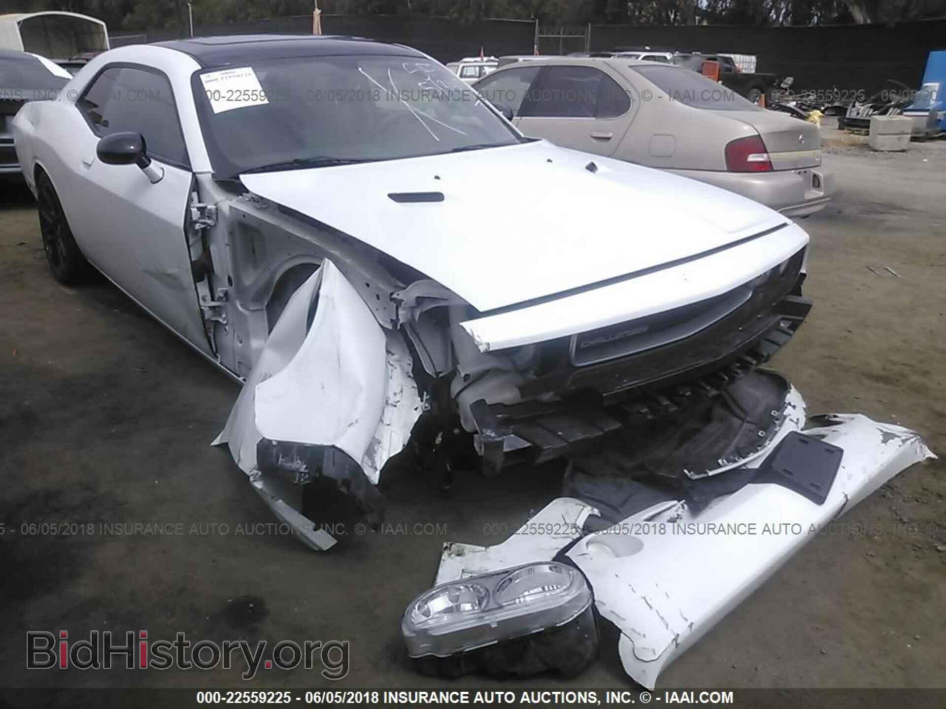 Photo 2C3CDYAG9EH196944 - Dodge Challenger 2014