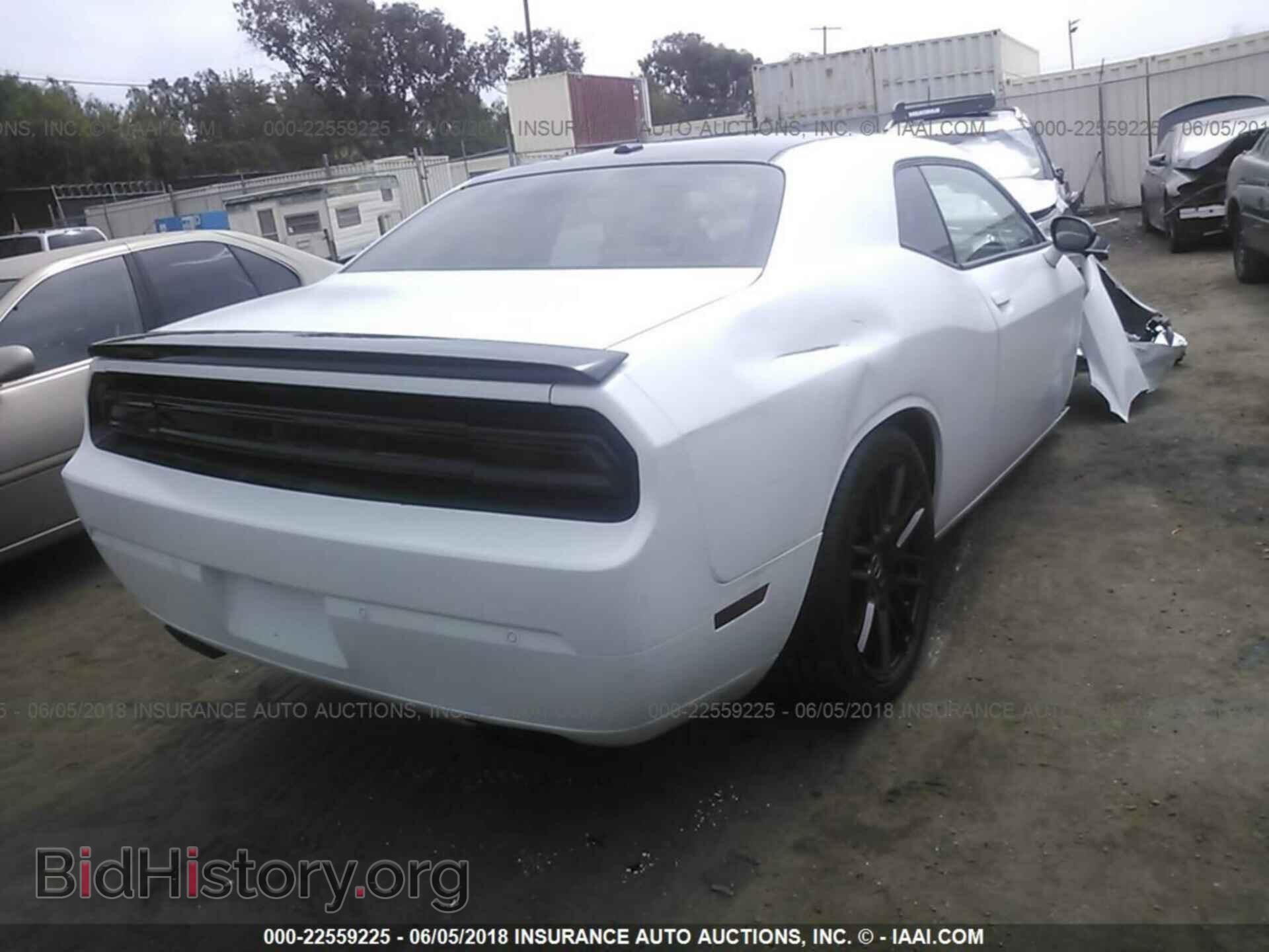 2014 Dodge Challenger - VIN: 2C3CDYAG9EH196944 - Фото 4
