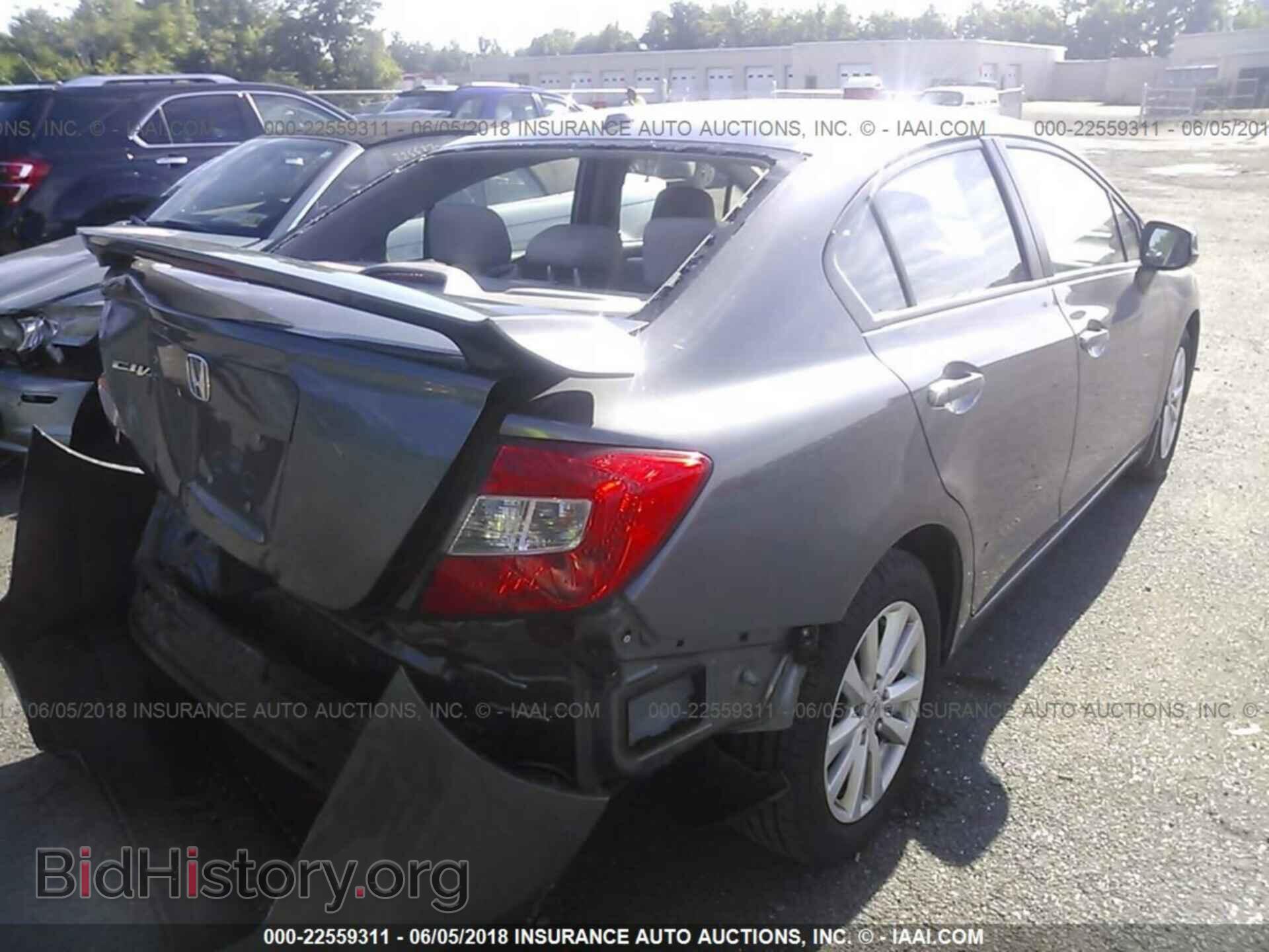 2012 Honda Civic - VIN: 19XFB2F94CE010905 - Photo 4