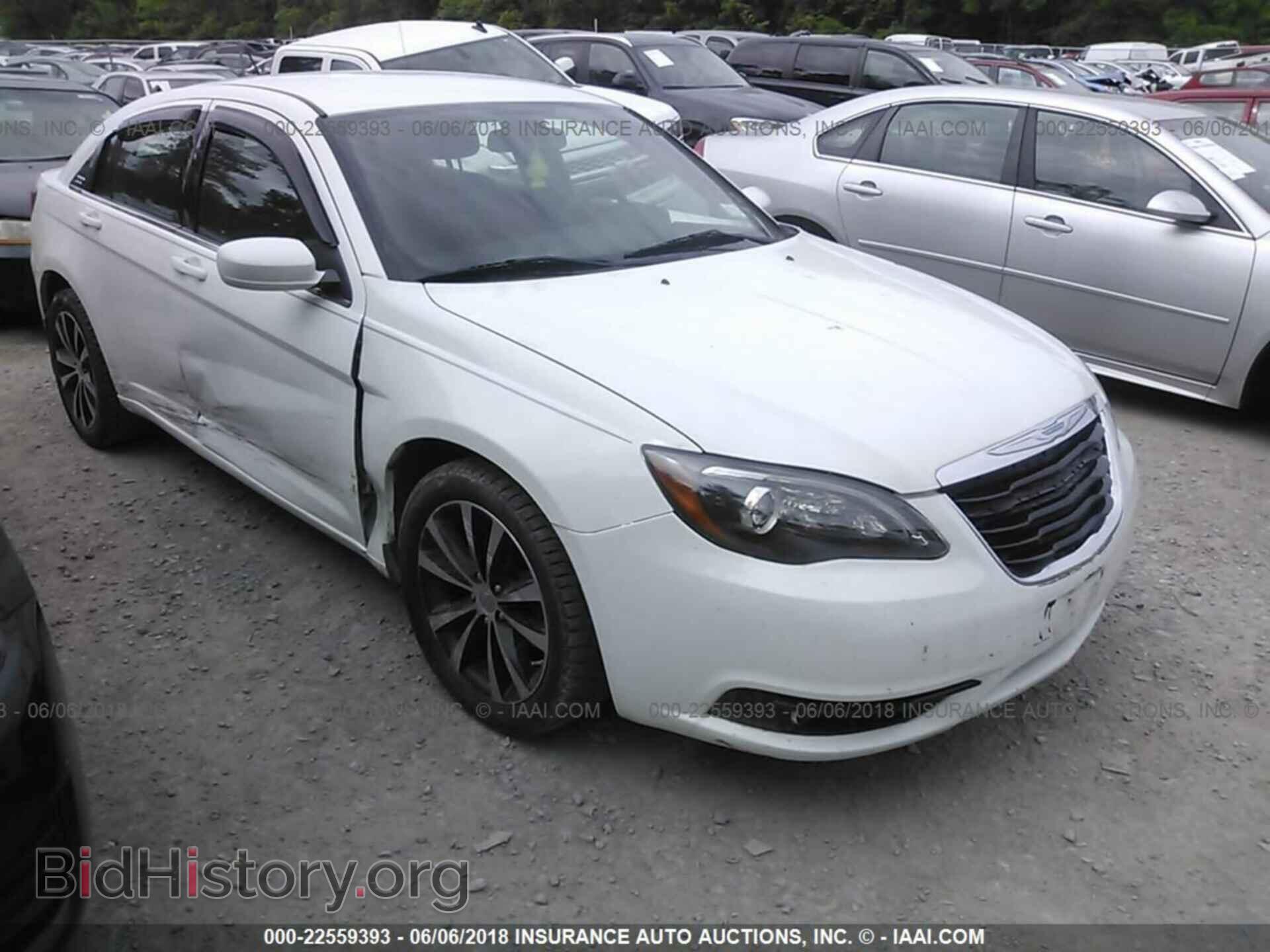Фотография 1C3CCBBG5CN298230 - Chrysler 200 2012