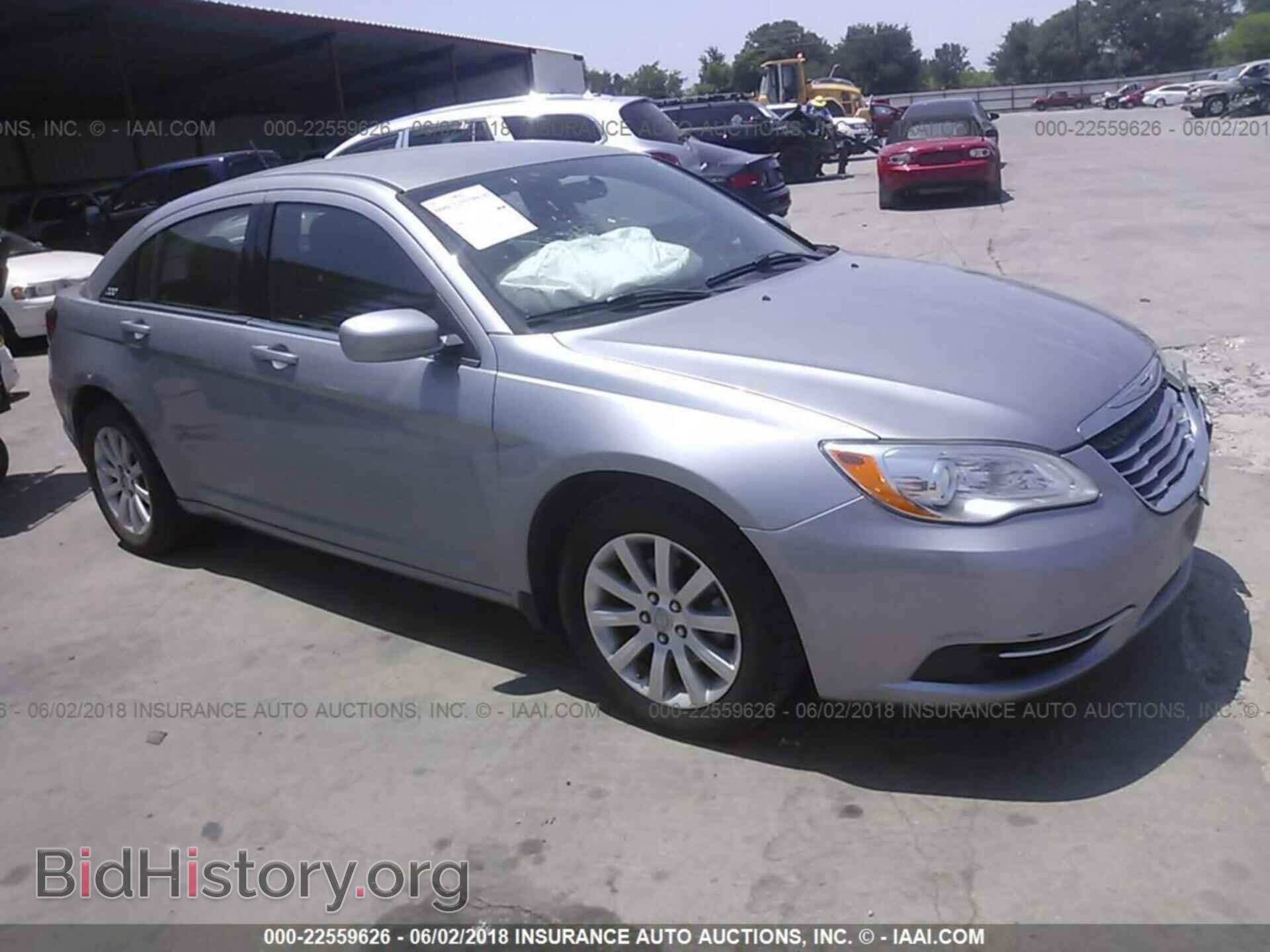 Фотография 1C3CCBBBXDN627509 - Chrysler 200 2013