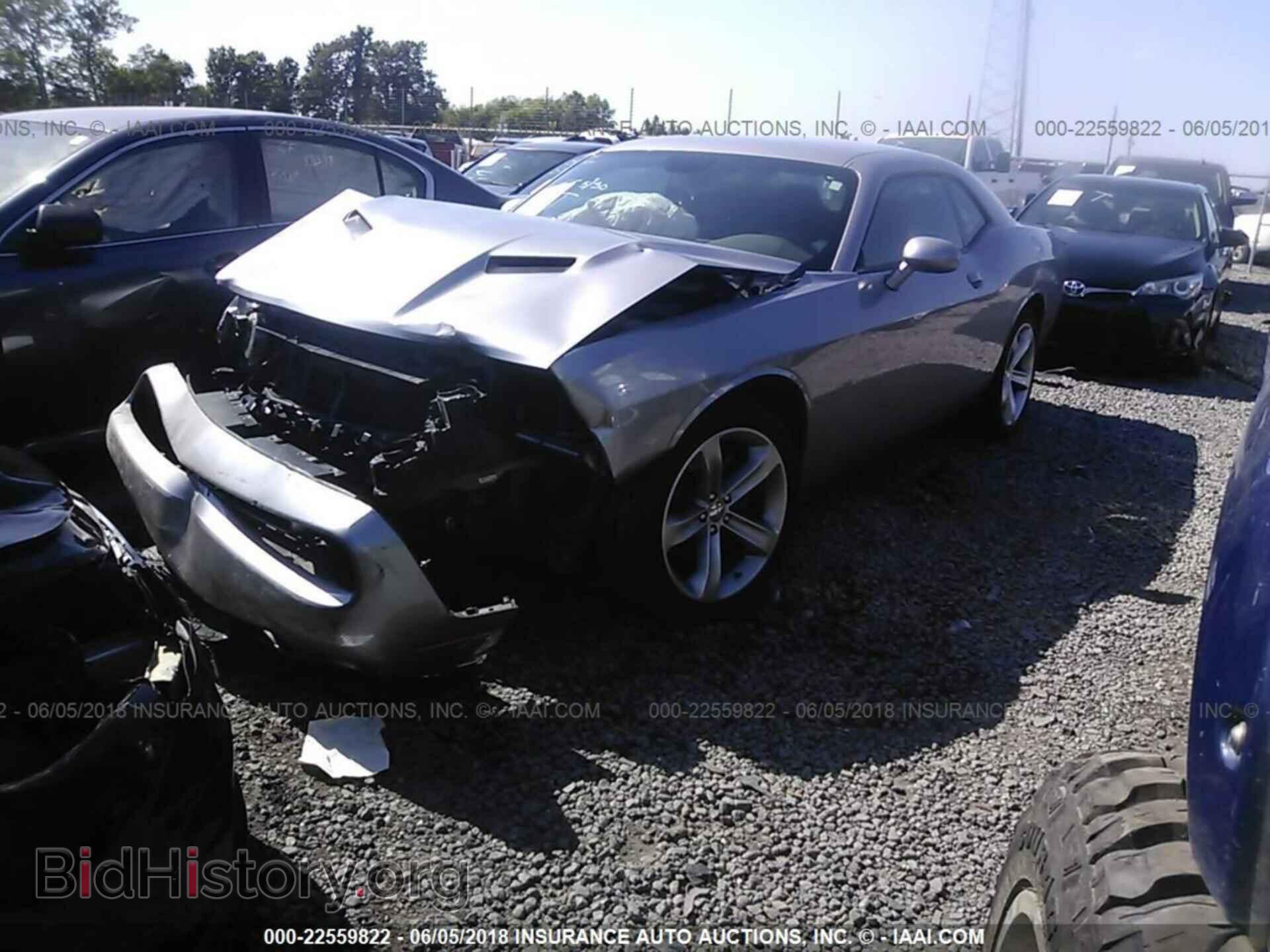 2016 Dodge Challenger - VIN: 2C3CDZAG3GH166315 - Photo 2
