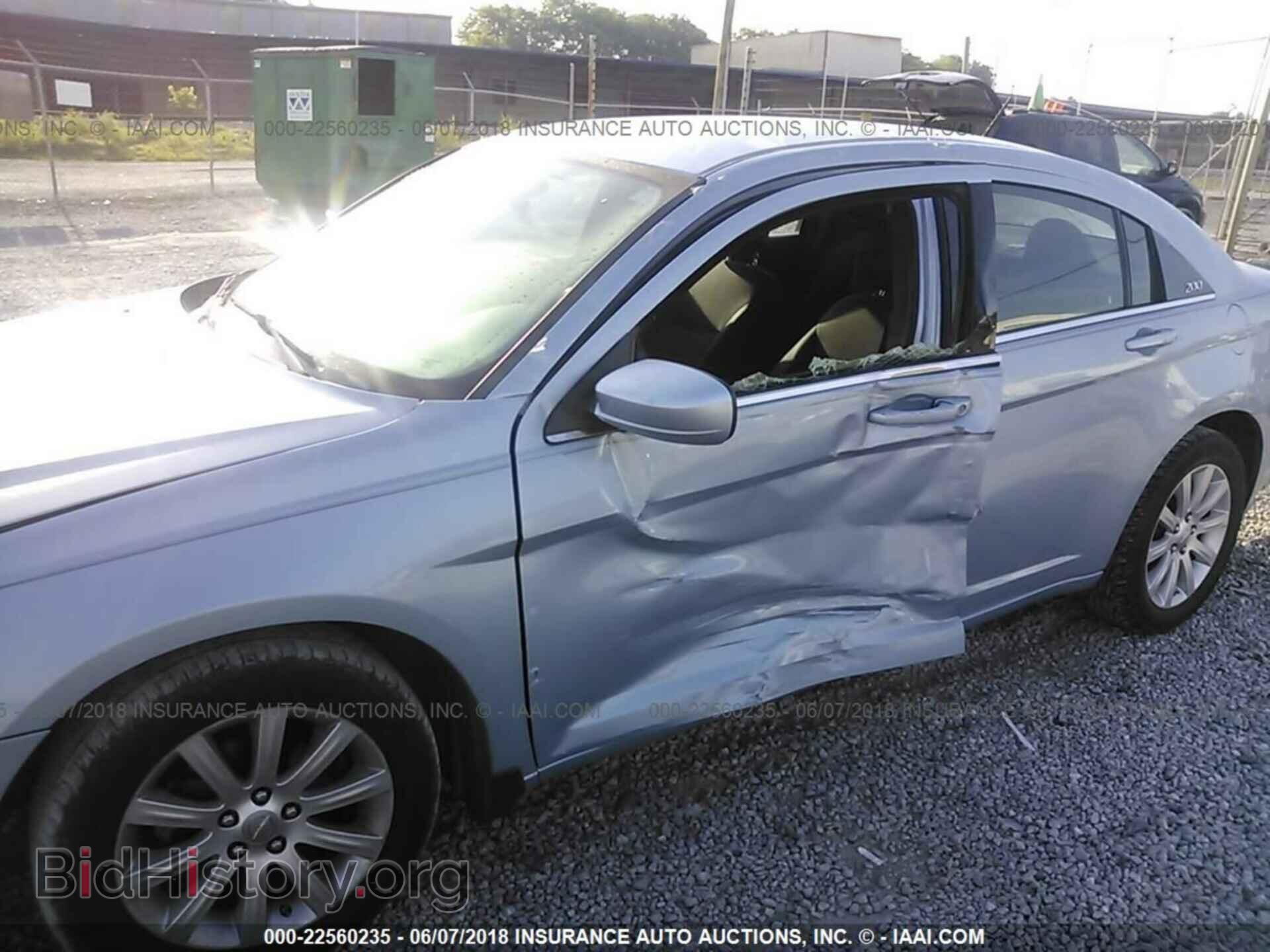 2013 Chrysler 200 - VIN: 1C3CCBBG1DN569088 - Photo 6