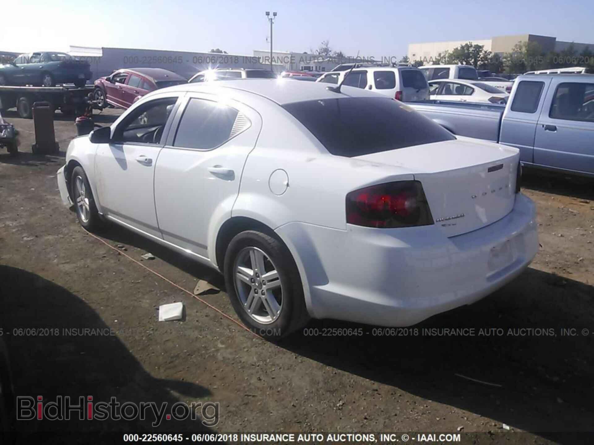 2013 Dodge Avenger - VIN: 1C3CDZCB8DN746566 - Photo 3