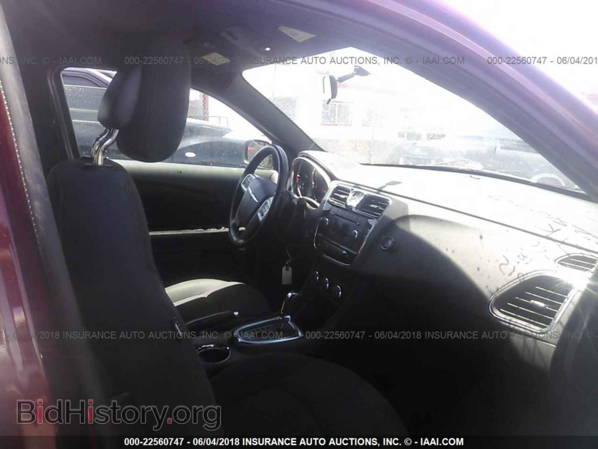 2013 Chrysler 200 - VIN: 1C3CCBBB0DN578384 - Фото 5