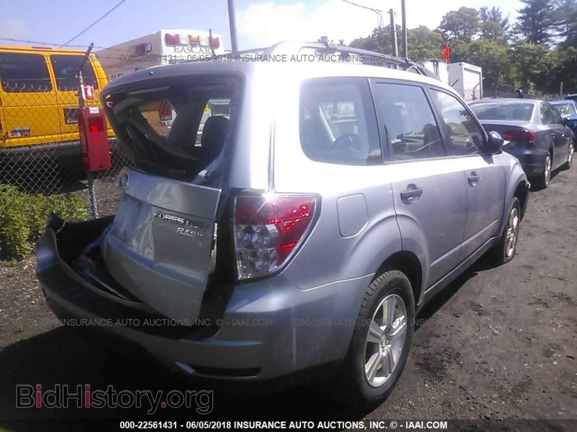 2013 Subaru Forester - VIN: JF2SHABC8DH402596 - Фото 4
