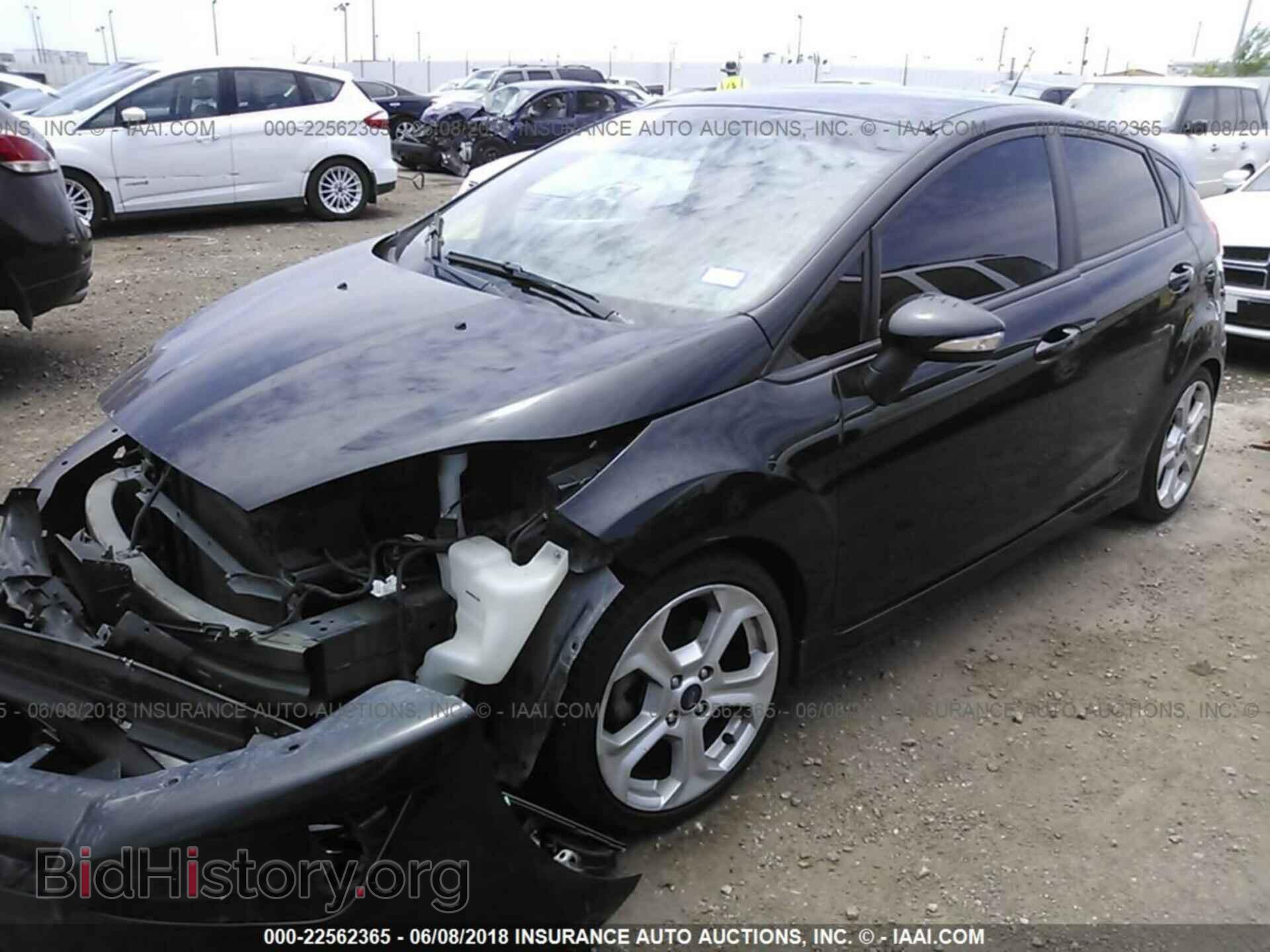 2014 Ford Fiesta - VIN: 3FADP4GX6EM211799 - Фото 2