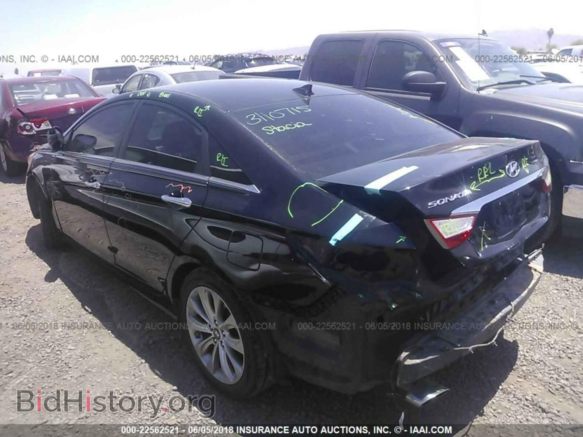 2012 Hyundai Sonata - VIN: 5NPEC4ACXCH435094 - Photo 3