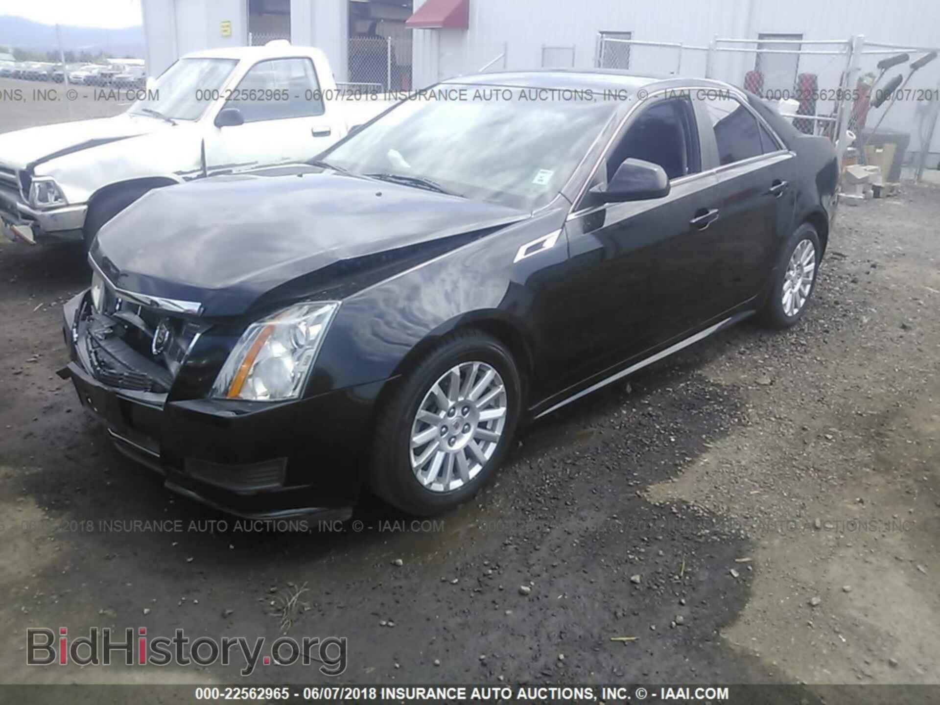 2011 Cadillac Cts - VIN: 1G6DC5EY3B0127996 - Фото 2