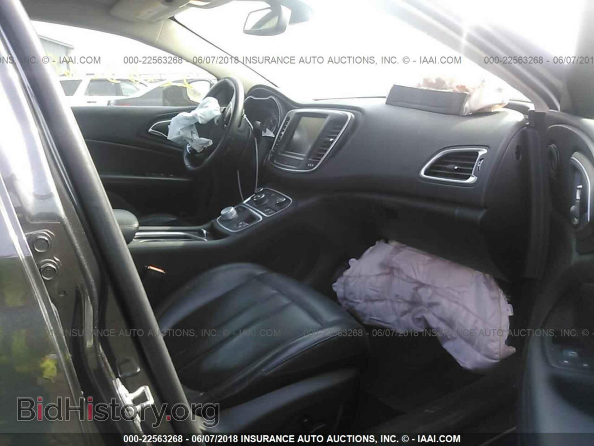 2016 Chrysler 200 - VIN: 1C3CCCAB7GN197580 - Фото 5