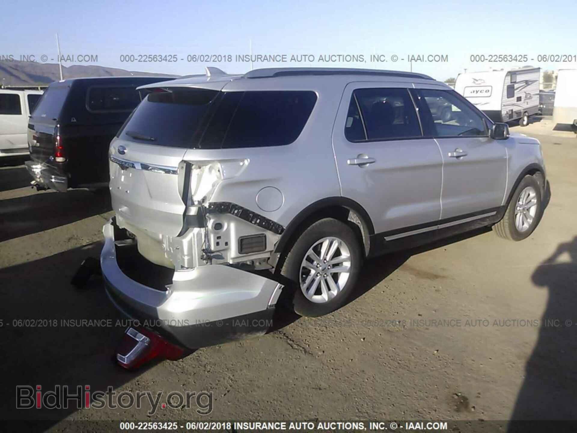 2016 Ford Explorer - VIN: 1FM5K7D81GGA07710 - Photo 4