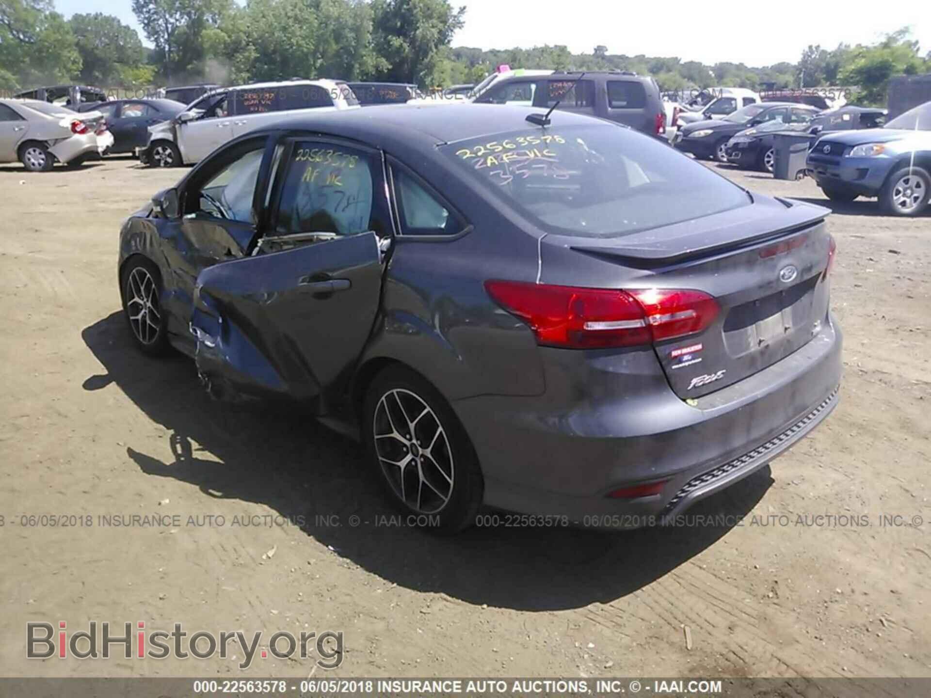 2015 Ford Focus - VIN: 1FADP3FE6FL380105 - Photo 3