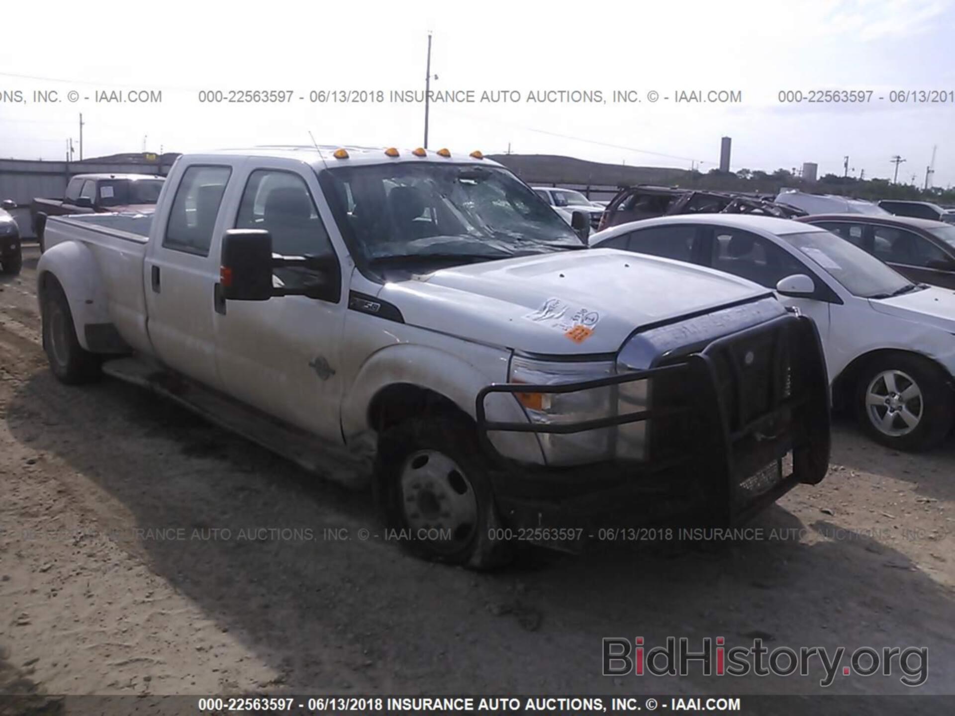 Photo 1FT8W3CT6FEA68744 - Ford F350 2015