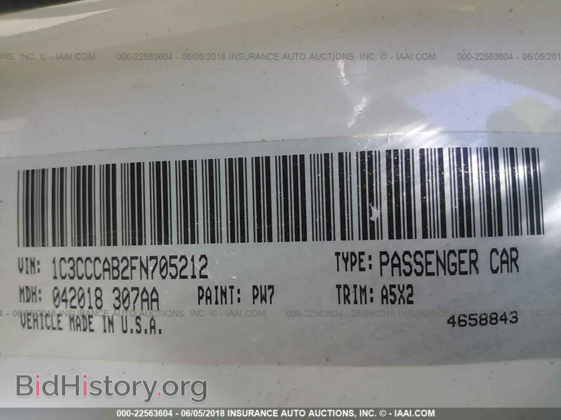 2015 Chrysler 200 - VIN: 1C3CCCAB2FN705212 - Photo 9