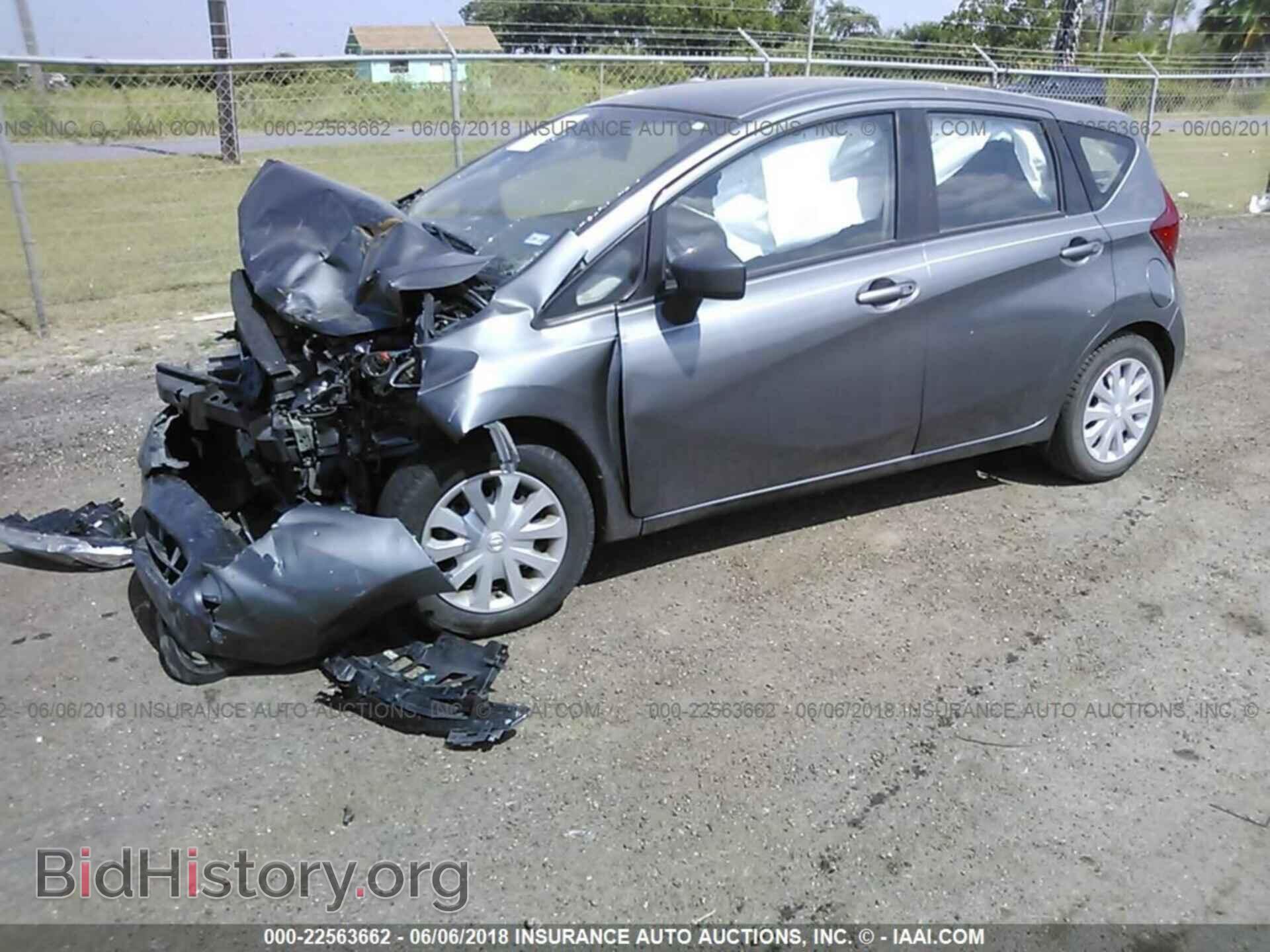 2016 Nissan Versa note - VIN: 3N1CE2CP9GL357101 - Photo 2