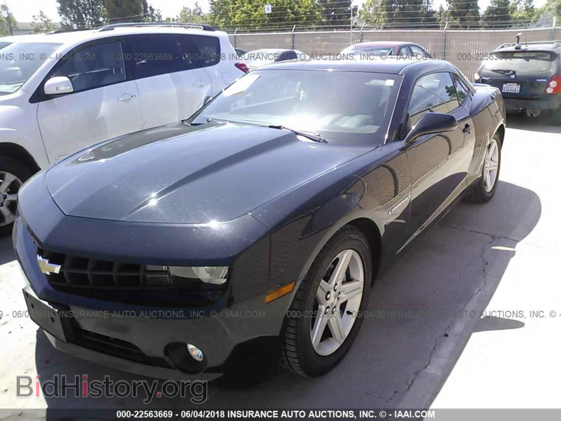 2012 Chevrolet Camaro - VIN: 2G1FB1E30C9198529 - Фото 2