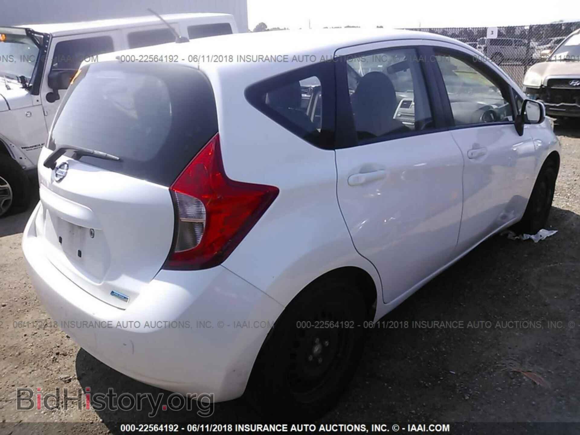 2014 Nissan Versa note - VIN: 3N1CE2CP4EL377978 - Photo 4