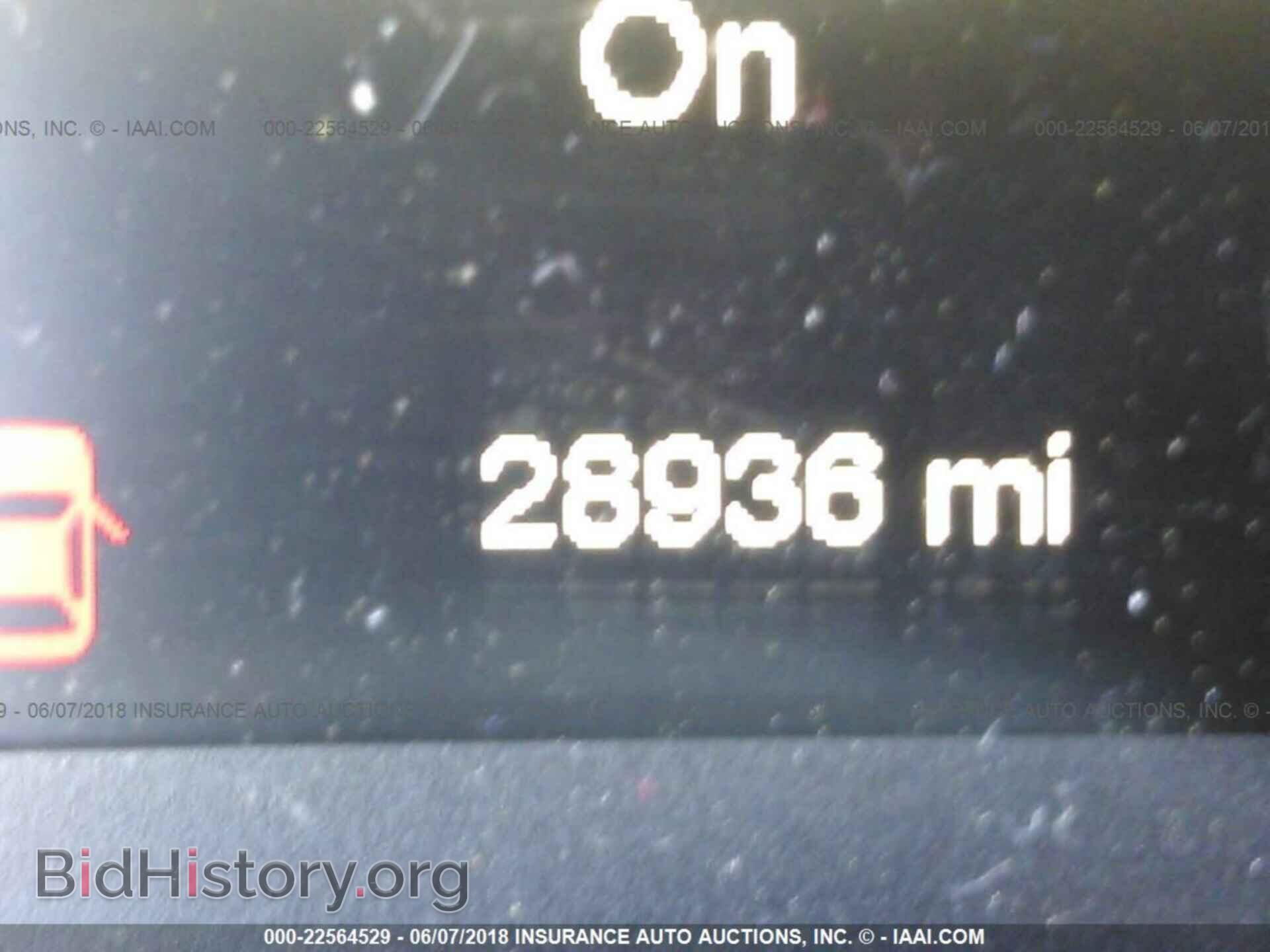 2016 Chrysler 200 - VIN: 1C3CCCAB2GN155379 - Photo 7