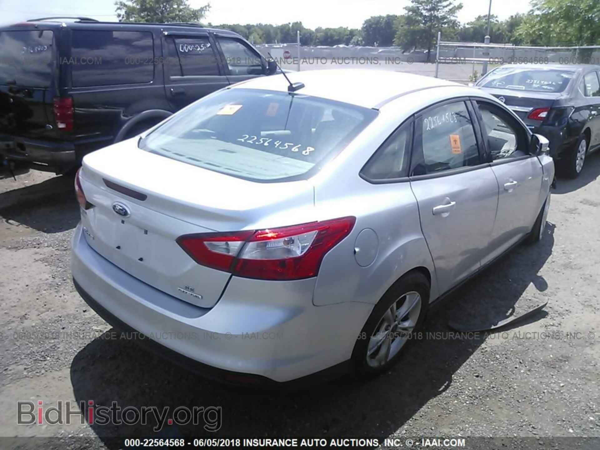 2013 Ford Focus - VIN: 1FADP3F25DL218016 - Photo 4