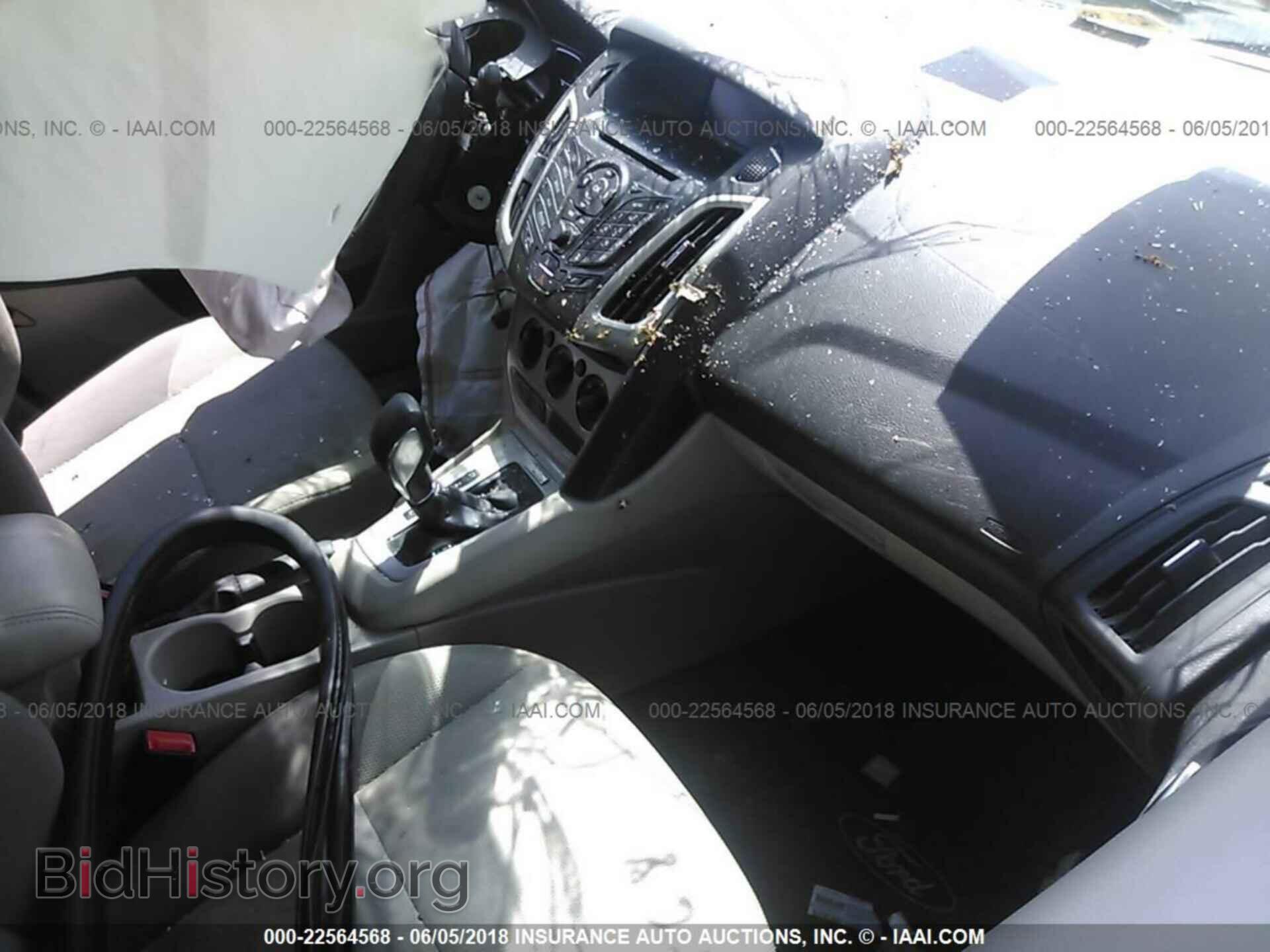 2013 Ford Focus - VIN: 1FADP3F25DL218016 - Photo 5