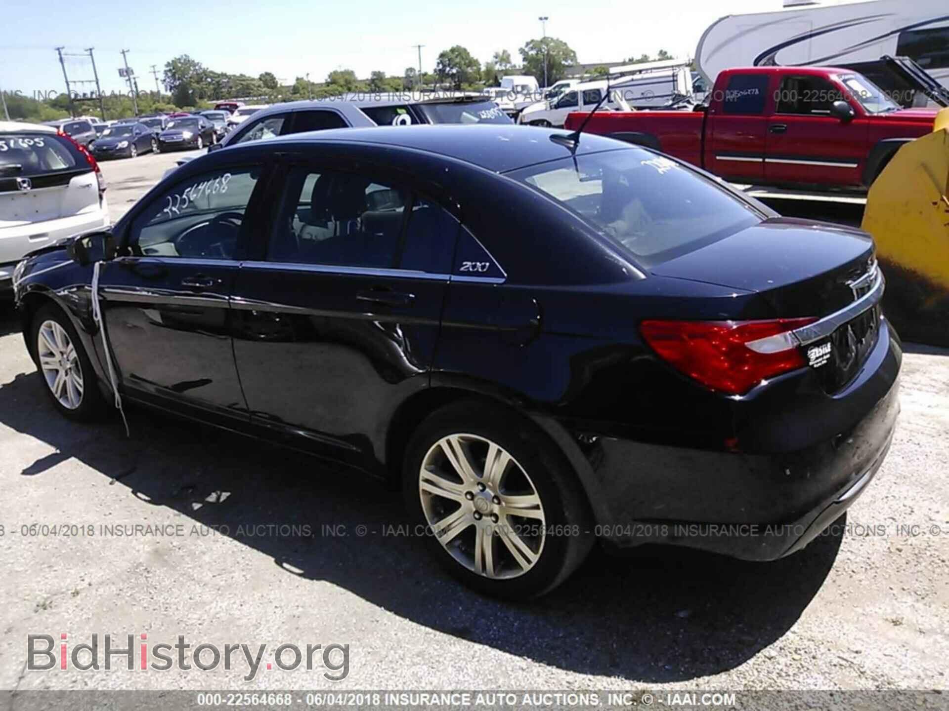 2011 Chrysler 200 - VIN: 1C3BC1FG9BN562192 - Фото 3