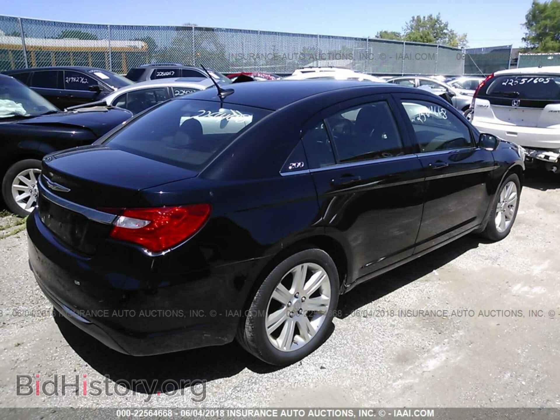 2011 Chrysler 200 - VIN: 1C3BC1FG9BN562192 - Фото 4