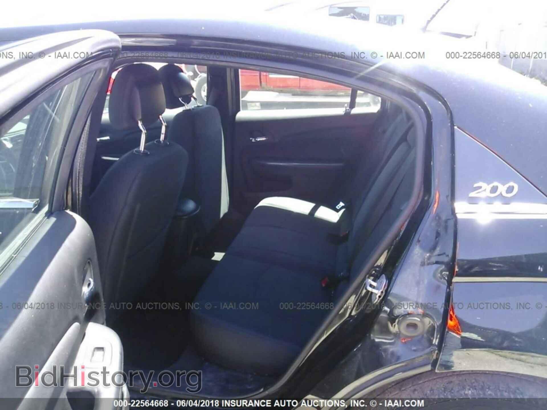2011 Chrysler 200 - VIN: 1C3BC1FG9BN562192 - Фото 8