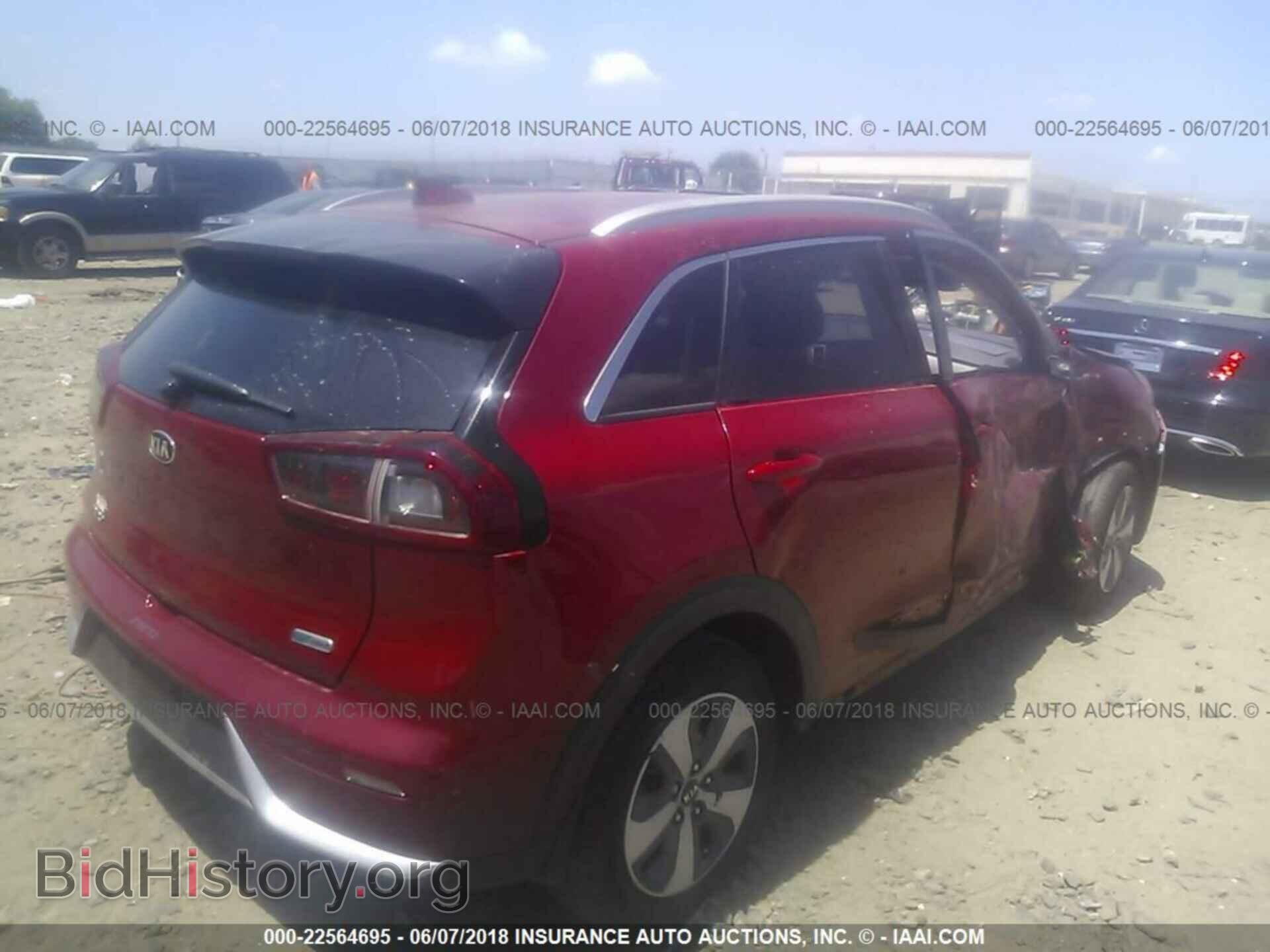 2017 Kia Niro - VIN: KNDCB3LC2H5096453 - Фото 4