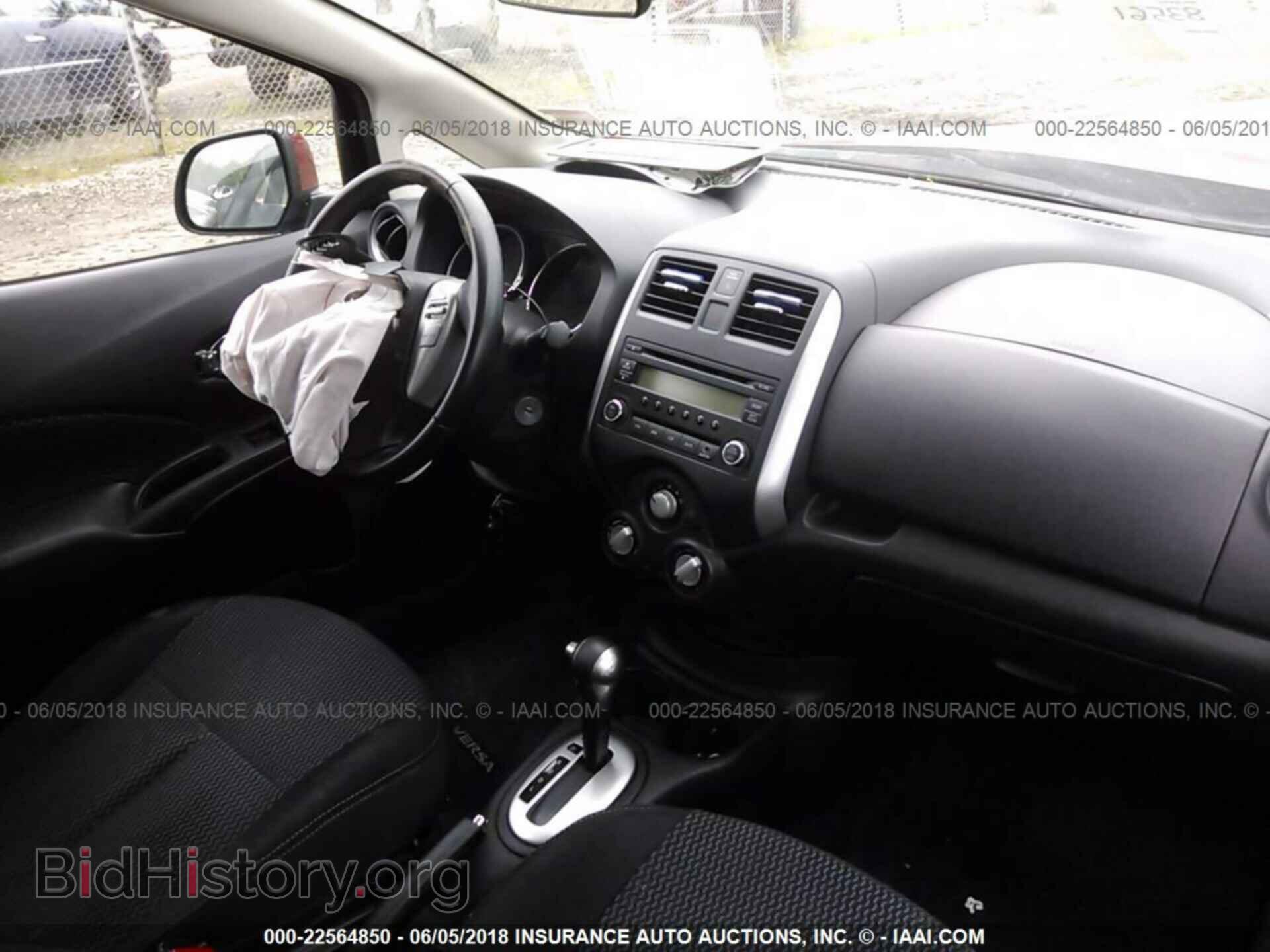 2014 Nissan Versa note - VIN: 3N1CE2CP8EL372380 - Фото 5