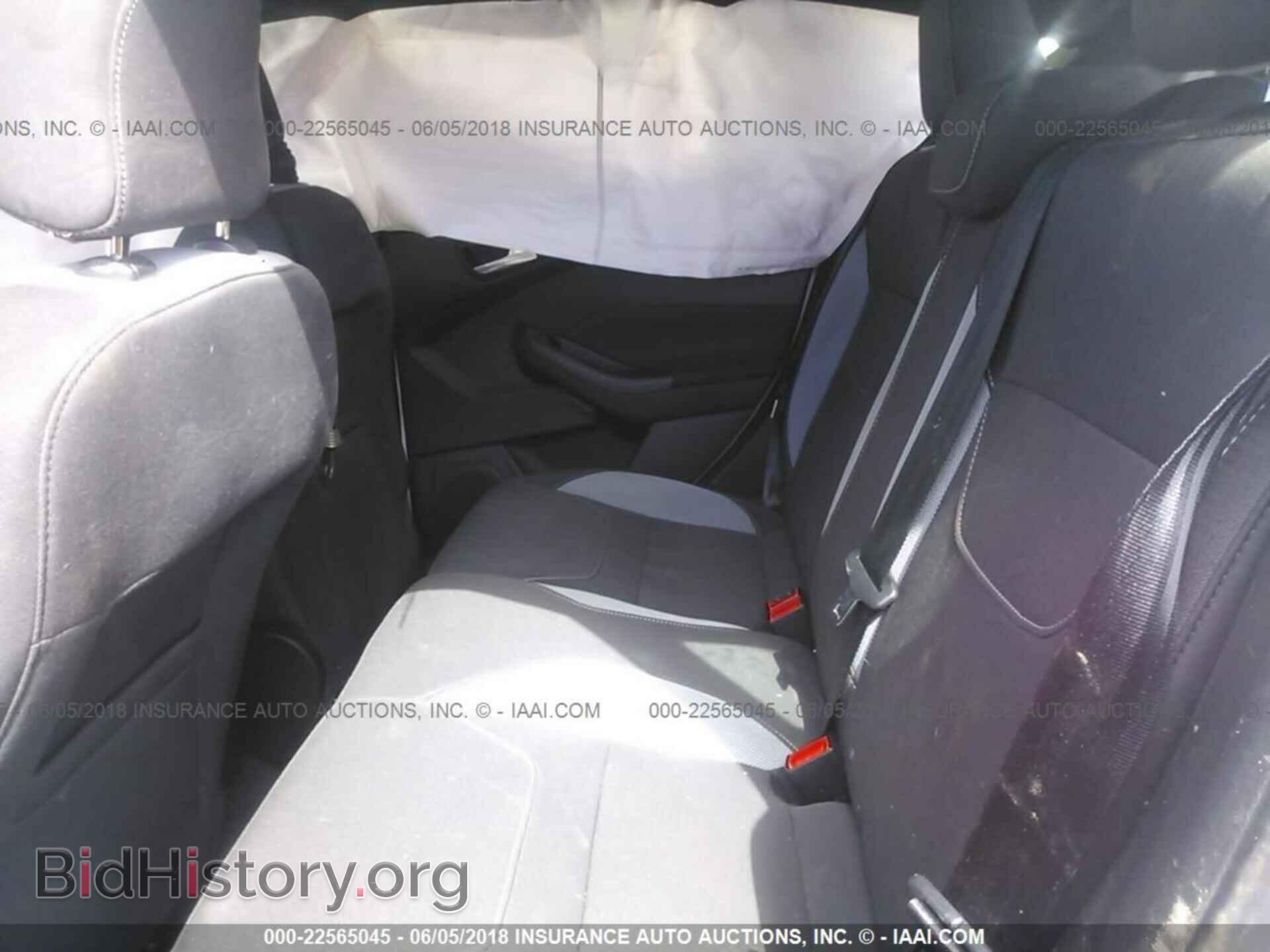 2018 Ford Focus - VIN: 1FADP3L99JL238850 - Фото 8