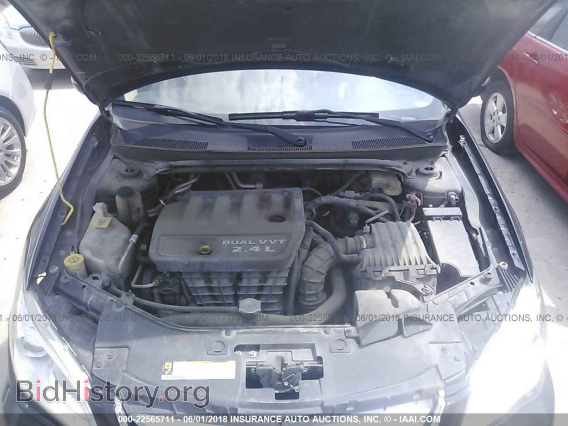 2013 Chrysler 200 - VIN: 1C3CCBBB5DN729445 - Photo 10