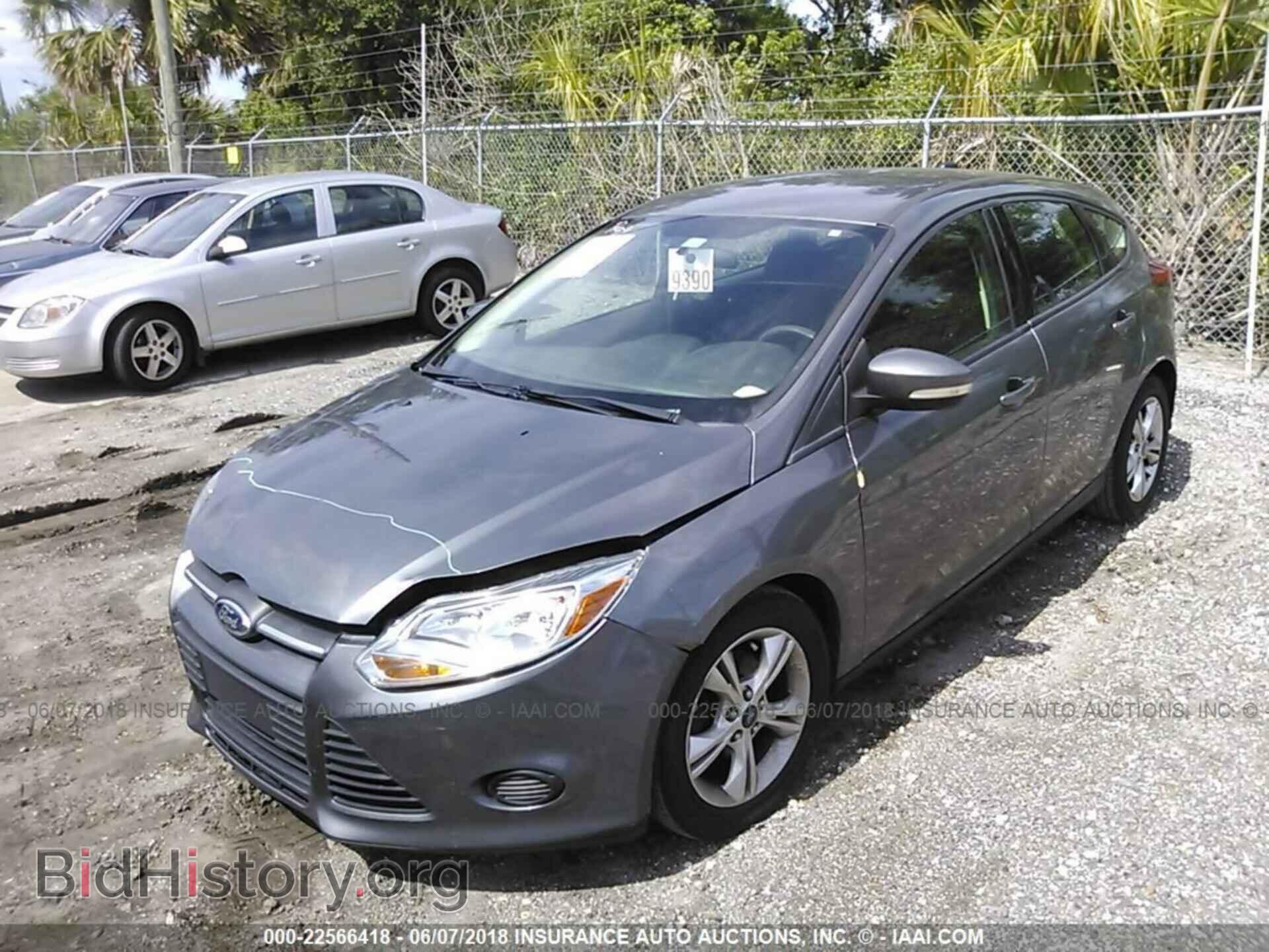 2013 Ford Focus - VIN: 1FADP3K29DL207686 - Photo 2