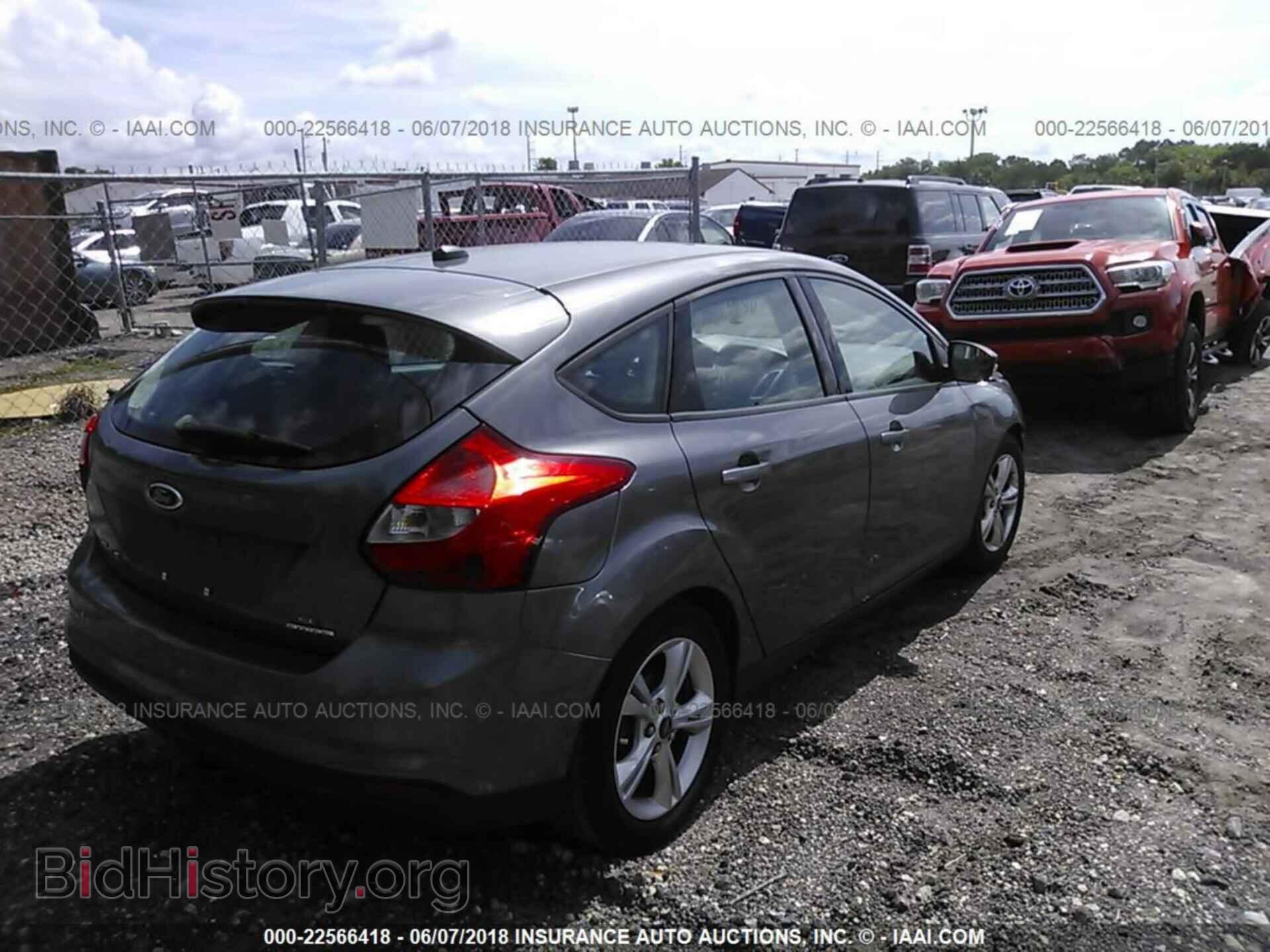 2013 Ford Focus - VIN: 1FADP3K29DL207686 - Photo 4