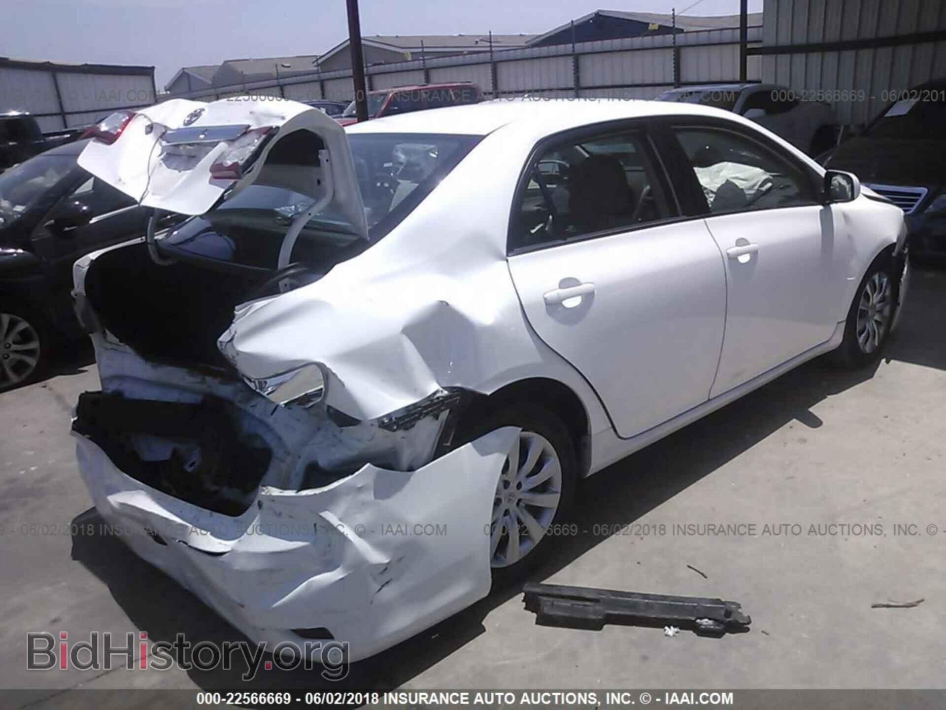 2013 Toyota Corolla - VIN: 5YFBU4EE0DP198681 - Photo 4