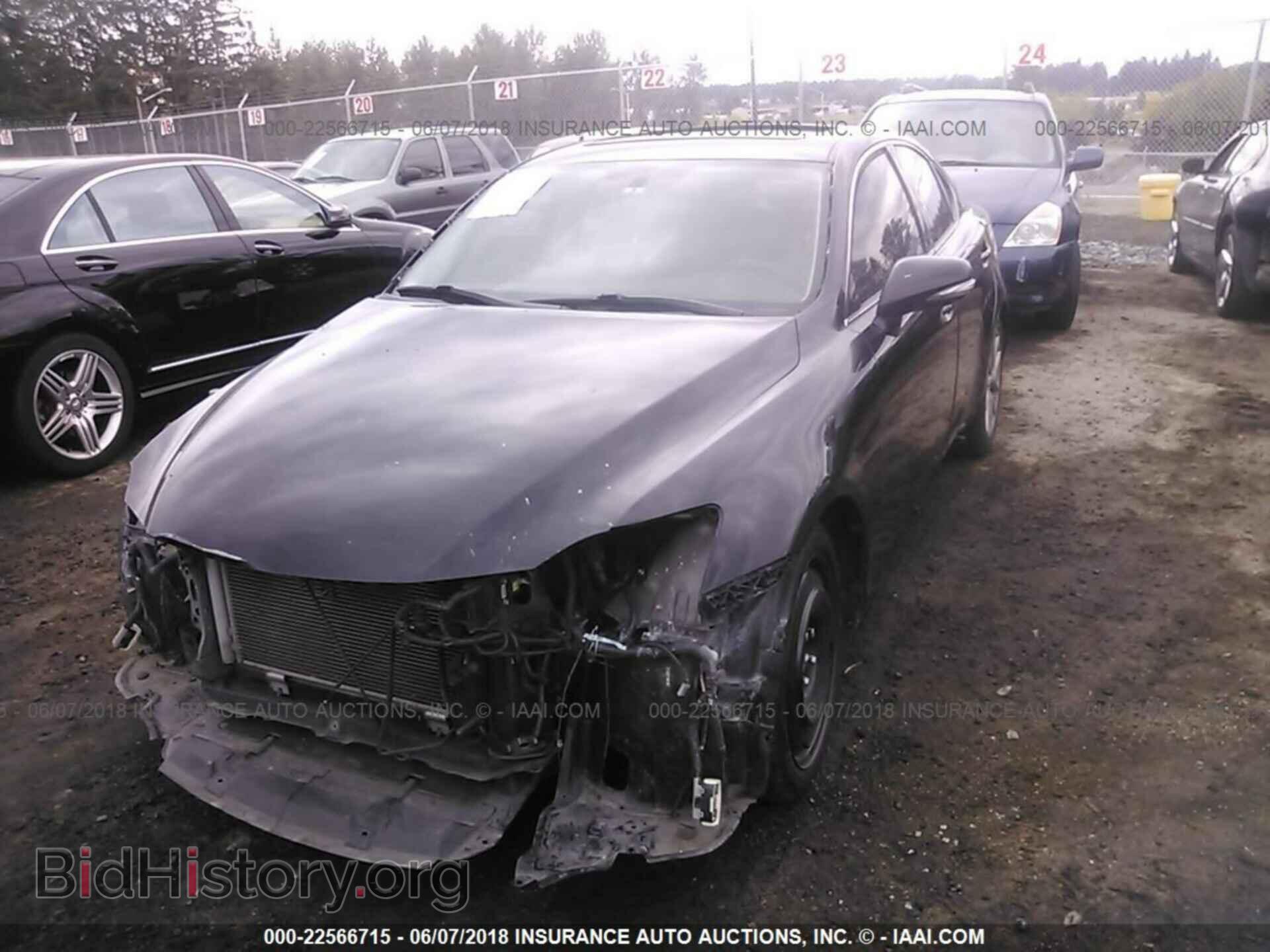 2011 Lexus Is - VIN: JTHBF5C25B5147937 - Photo 2