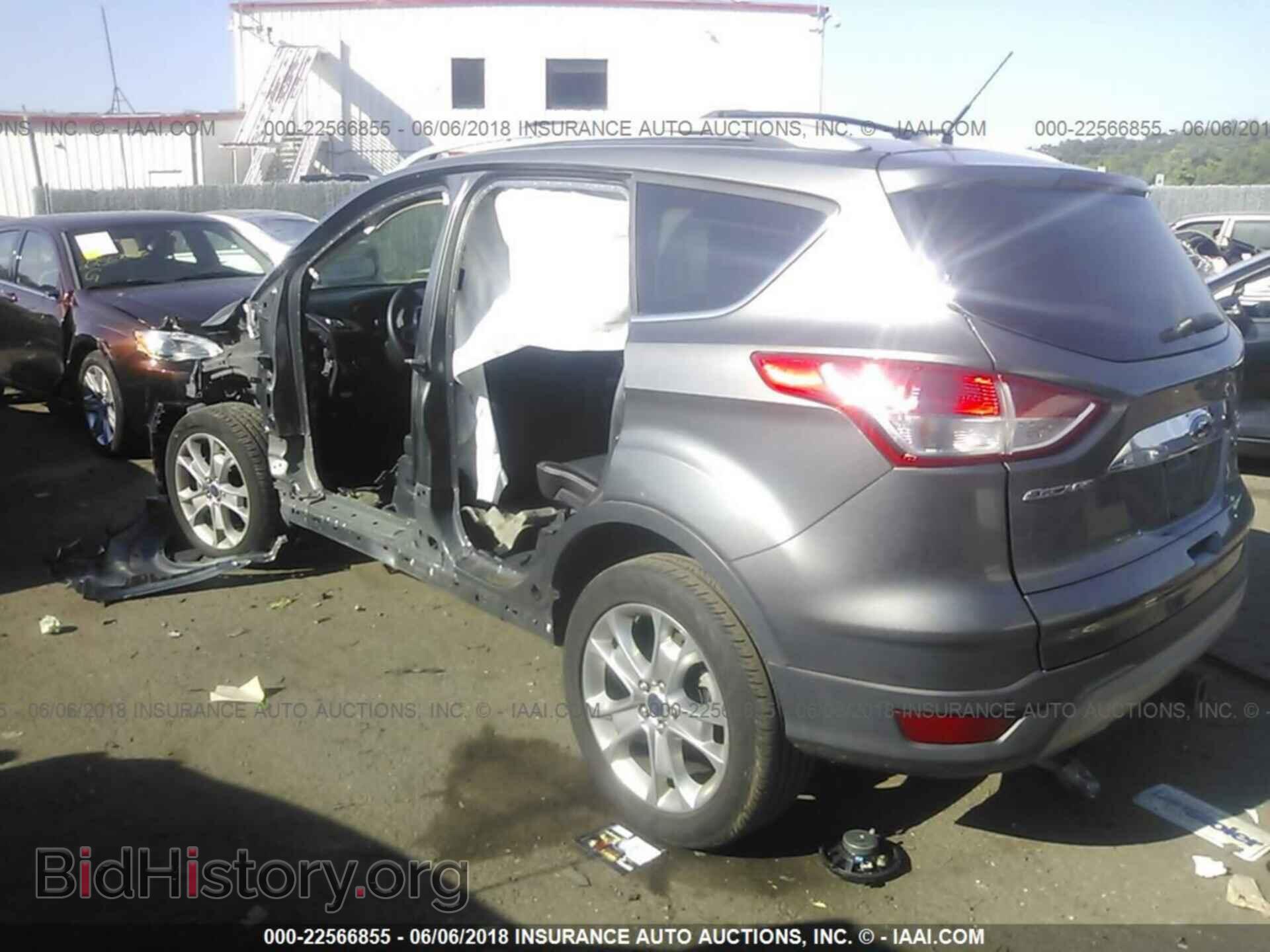 2014 Ford Escape - VIN: 1FMCU9J96EUC56657 - Photo 3
