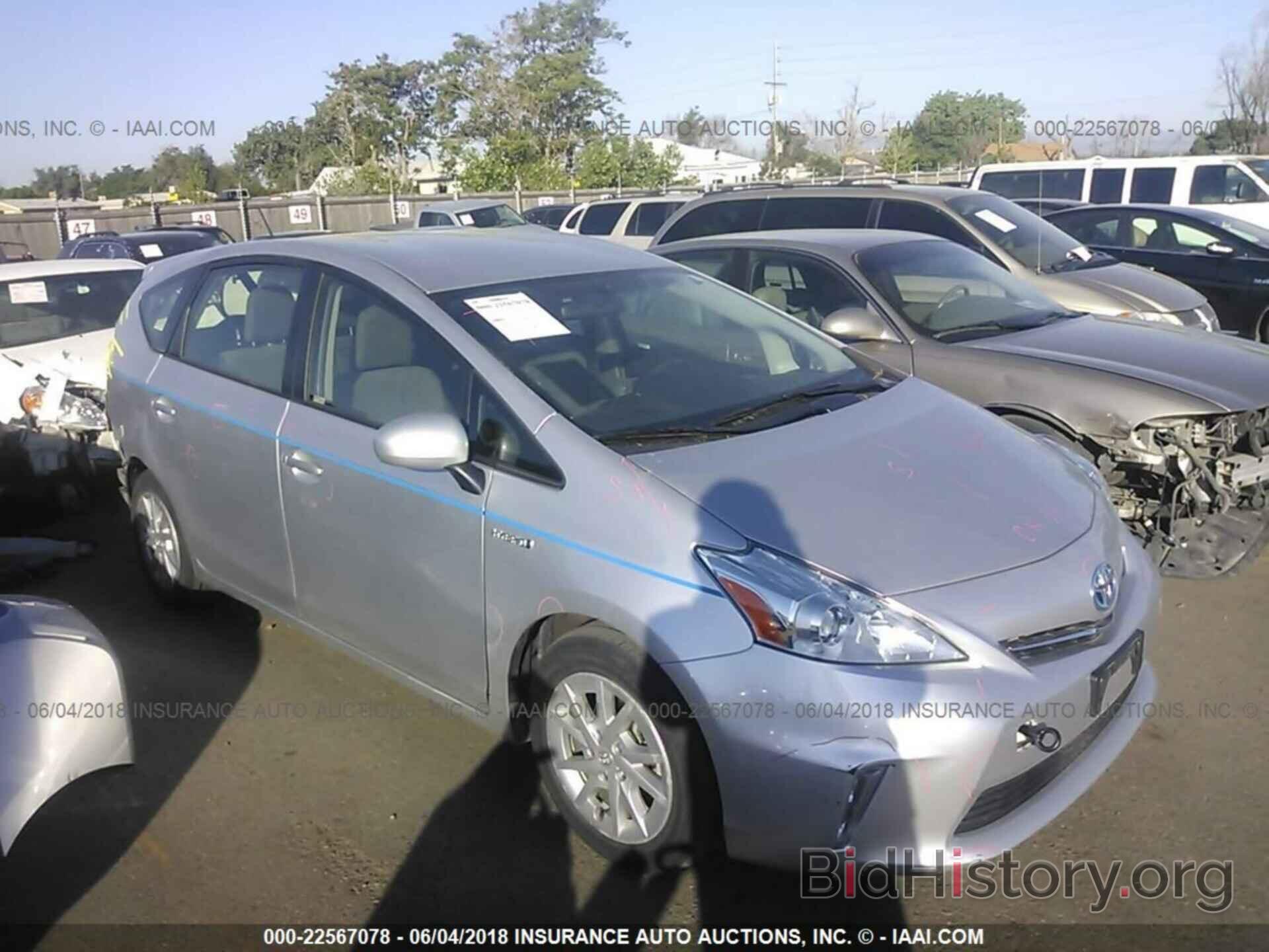 Photo JTDZN3EU7C3089509 - Toyota Prius v 2012