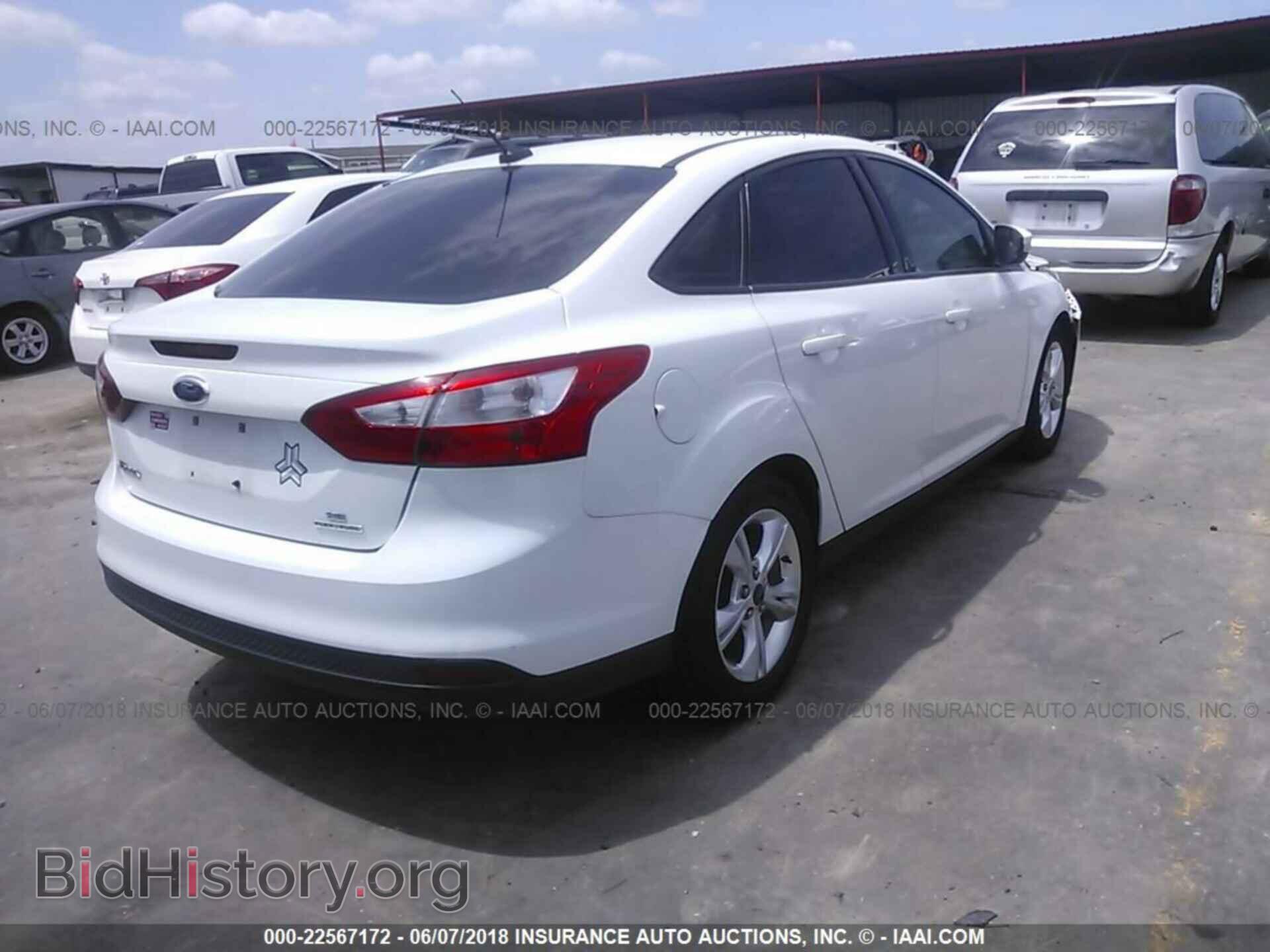 2014 Ford Focus - VIN: 1FADP3F26EL241449 - Photo 4